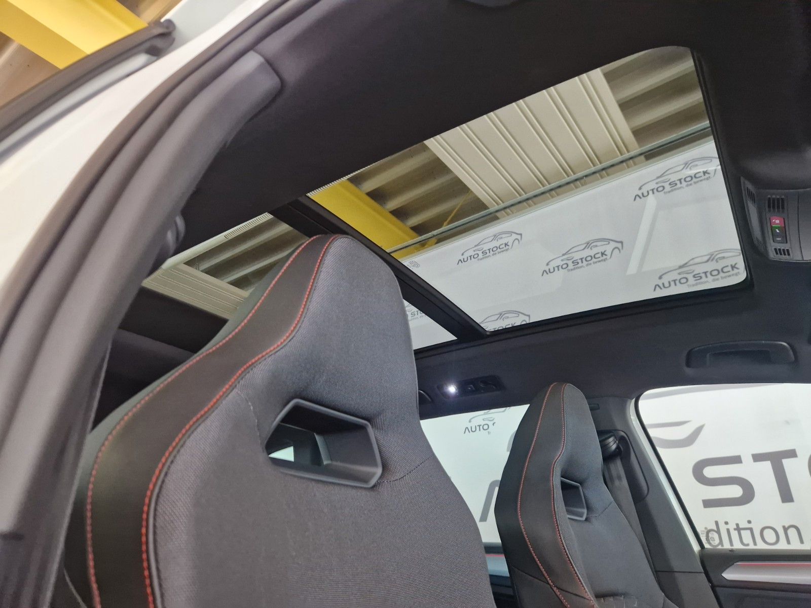 Seat Tarraco FR 2.0 TDI 4Drive DSG beats AHK Standhei
