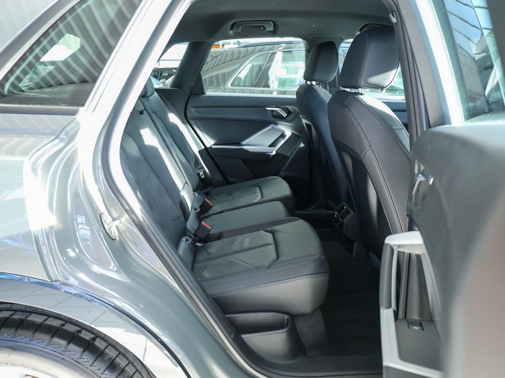 Audi Q3 advanced 35 TDI quattro S tronic - Samsaru's Car Outlet