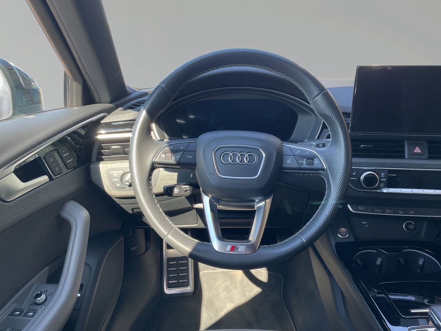 Audi A4 Avant 50 TDI S-Line qu Matrix AHK Memory Kame