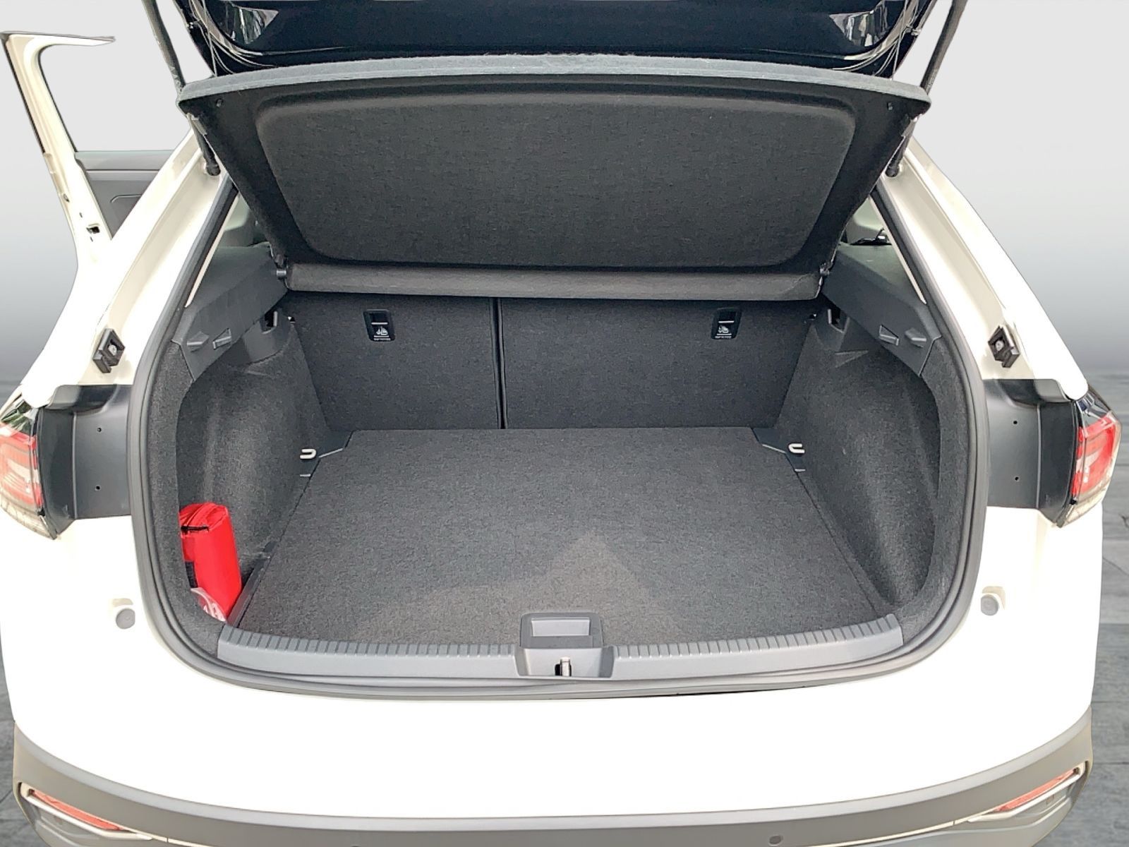 Volkswagen Taigo 1.5 TSI DSG STYLE - Samsaru's Car Outlet