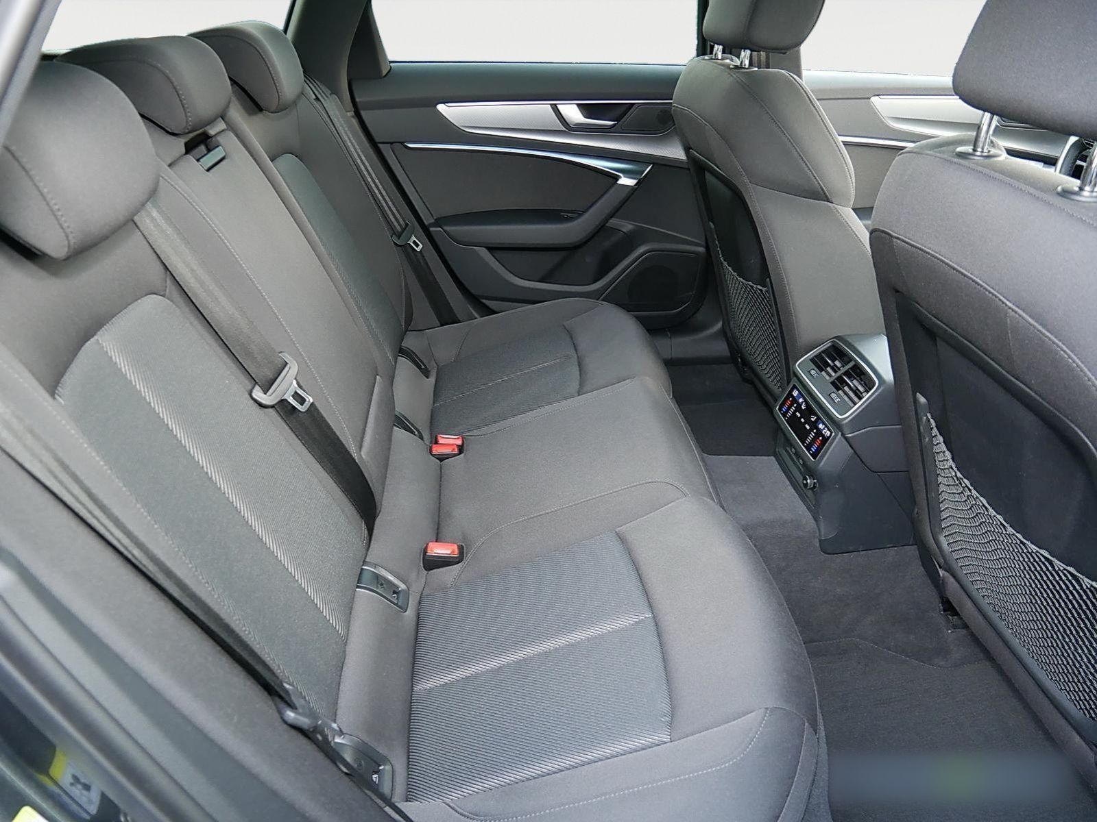Audi A6 Avant 45 TFSI S line - Samsaru's Car Outlet