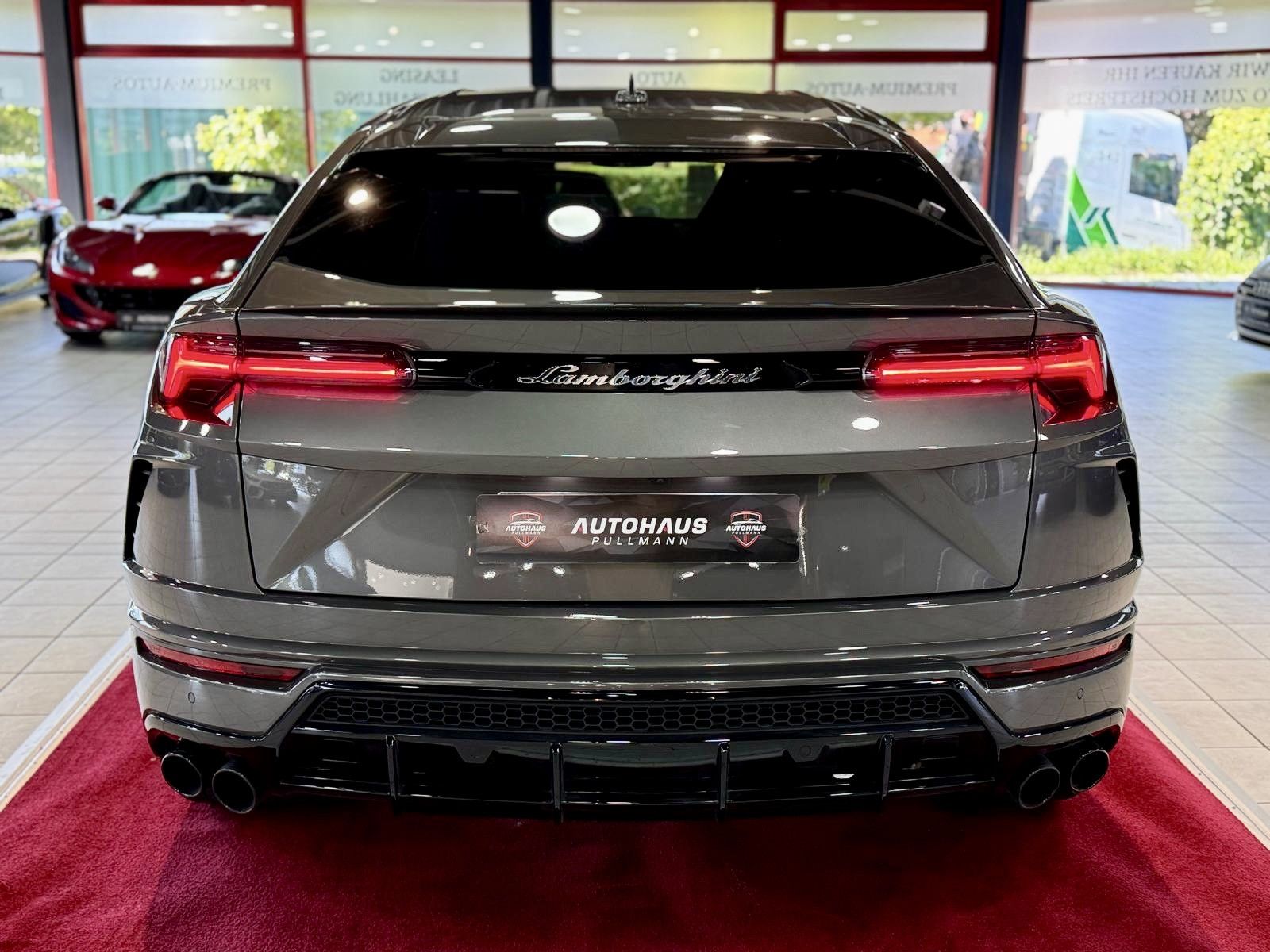 Lamborghini Urus B&O+PANO+HUD+ACC+LASER
