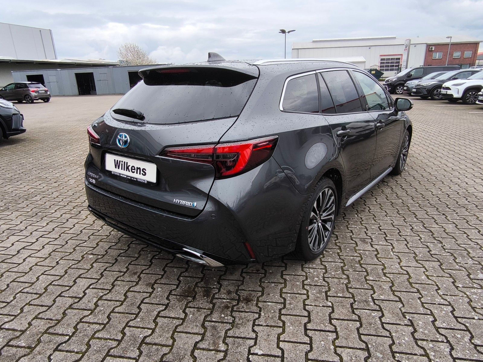 Toyota Corolla Touring Sports Hybrid Team D - Samsaru's Car Outlet
