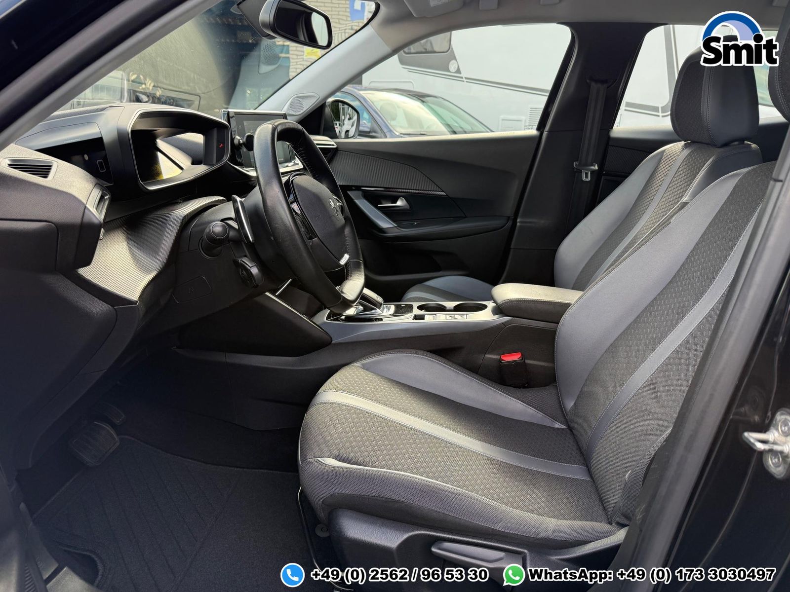 Peugeot 2008 1.5 BlueHDi 130 Allure - Samsaru's Car Outlet