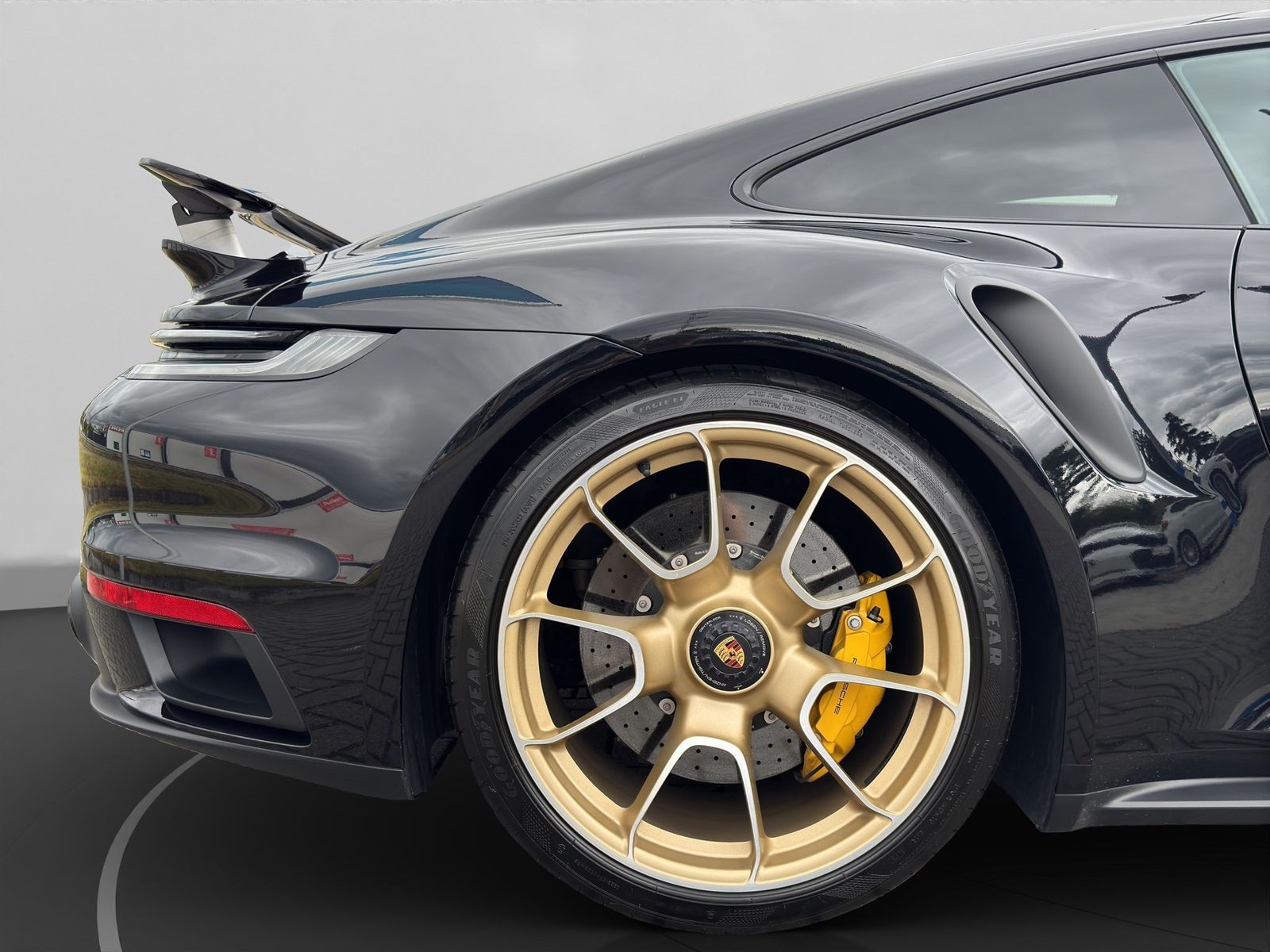 Porsche 911 Turbo S Glasdach Matrix LED Bose 360° Kamera