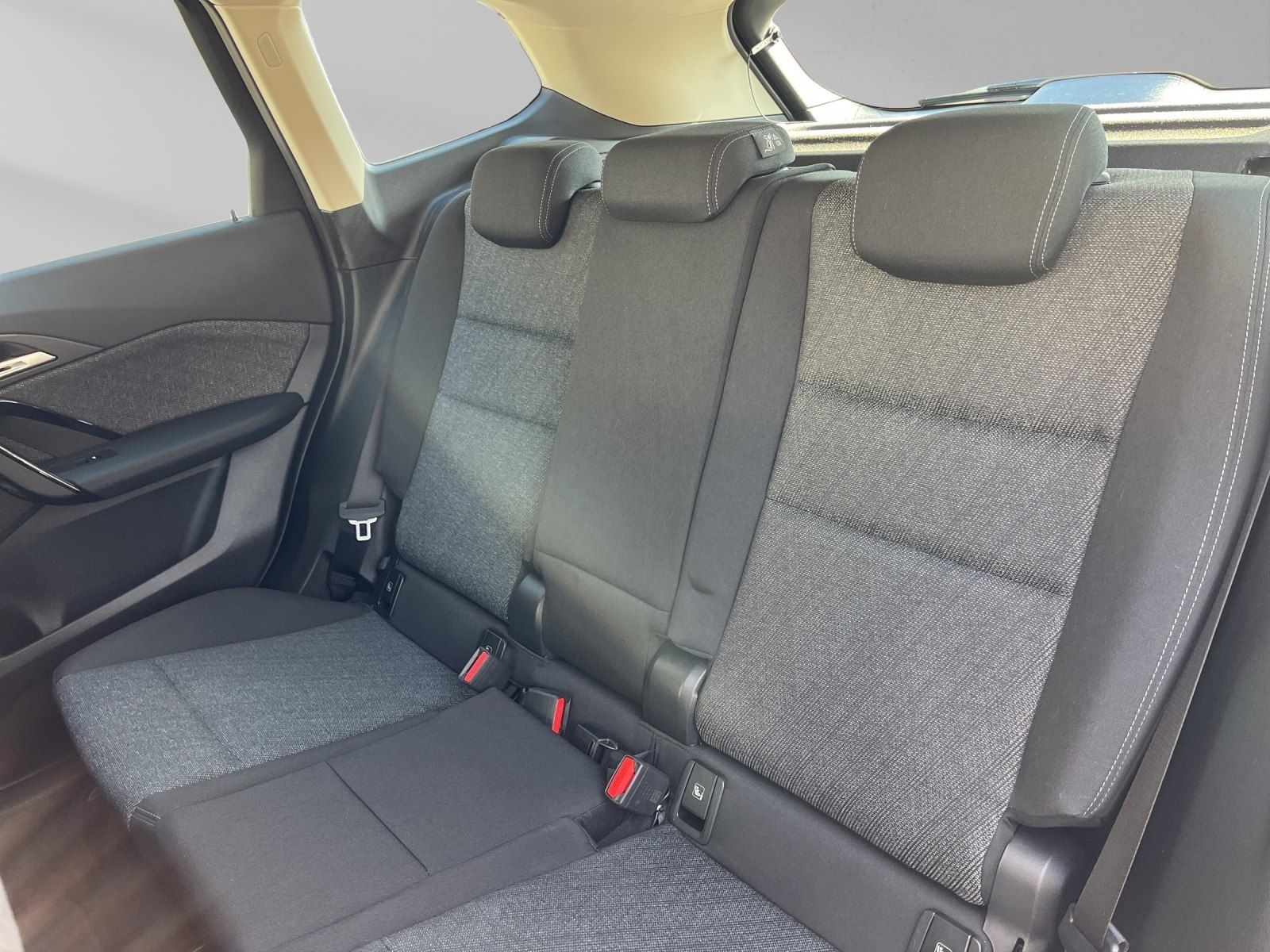 BMW X1 xDrive20d - Samsaru's Car Outlet