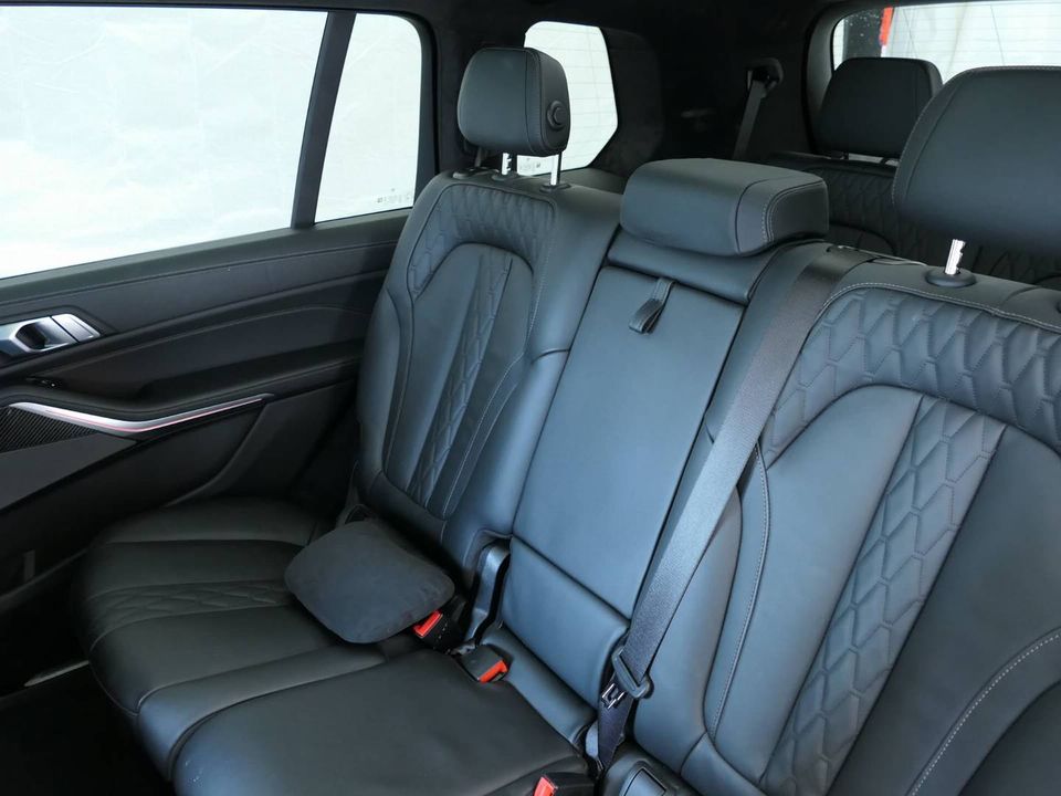 BMW X7 xDrive40i M Sportpaket*Standhzg*ab 3,49% eff.