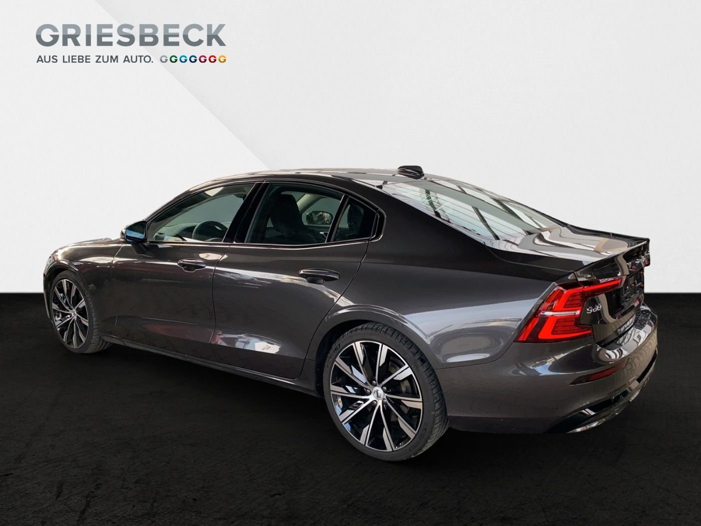 Volvo S60 B5 MHD Ultimate Dark AWD*ACC*HUD*20''