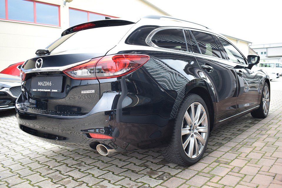 Mazda 6 2.5 194PS 6AG Takumi Schiebedach Leder Bose Ma