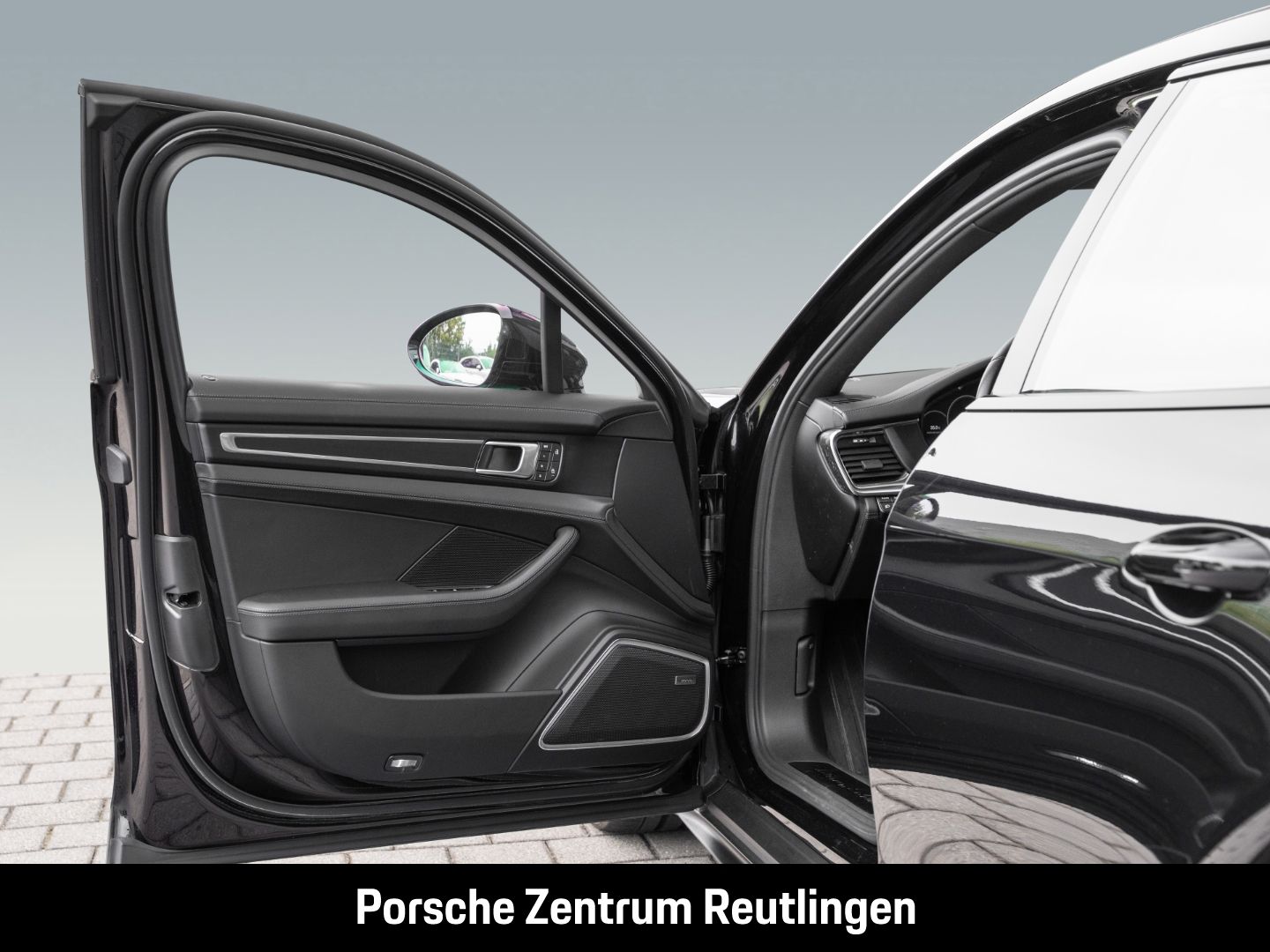 Porsche Panamera 4 E-Hybrid Platinum Edition HA-Lenkung
