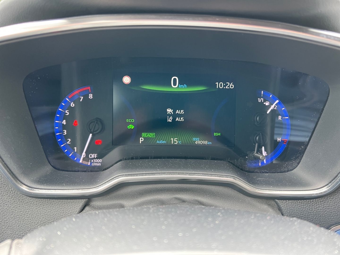 Toyota Corolla 2.0 Hybrid Club - Samsaru's Car Outlet