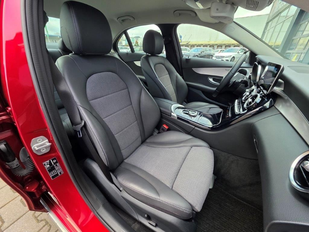 Mercedes-Benz C 200 d Avantgarde - Samsaru's Car Outlet