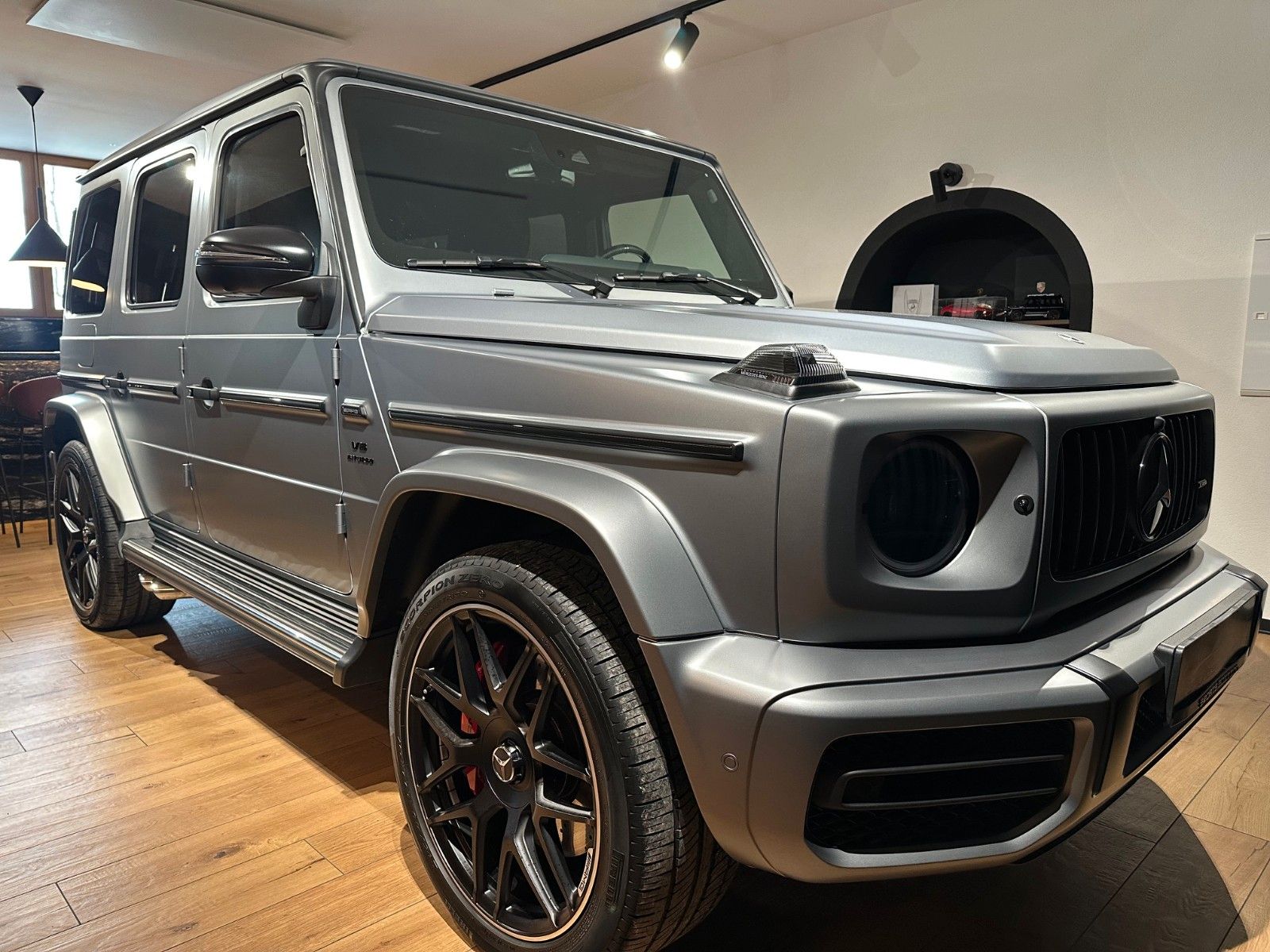 Mercedes-Benz G63 AMG - Samsaru's Car Outlet