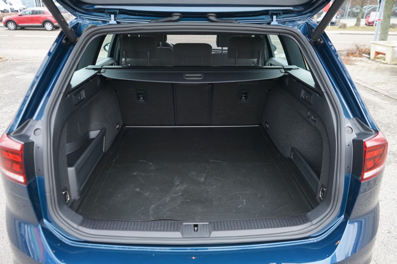 Volkswagen Passat Variant 4Motion 2.0 TDI Business*AHK*ACC*