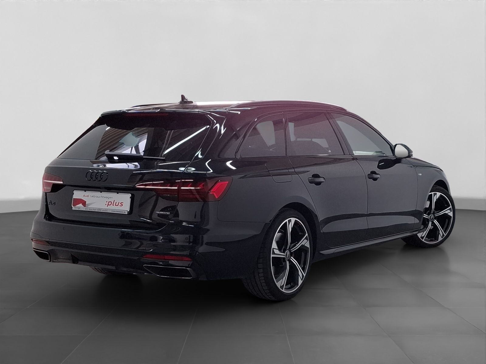 Audi A4 Avant 40 TFSI Q 2x S LINE AHK LM19 MATRIX-LED