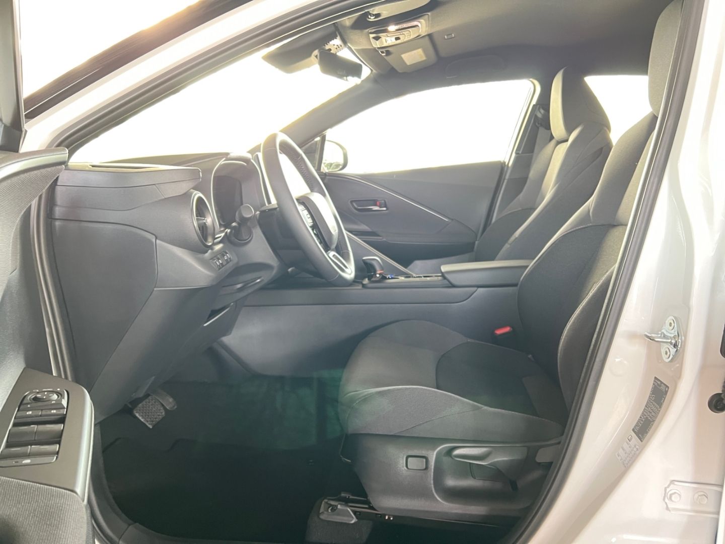 Toyota C-HR 1.8 Hybrid Style *LED*RCam*el Heck*SHZ*CAM*