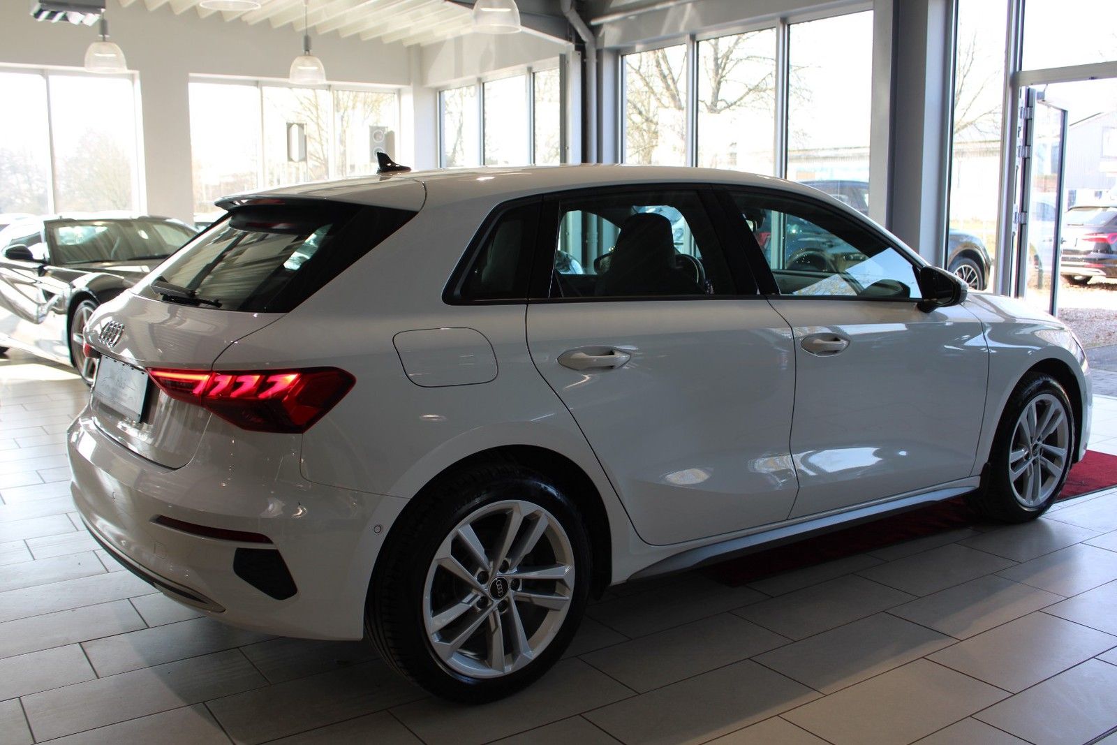 Audi A3 Sportback 35 TFSI Sport - Samsaru's Car Outlet