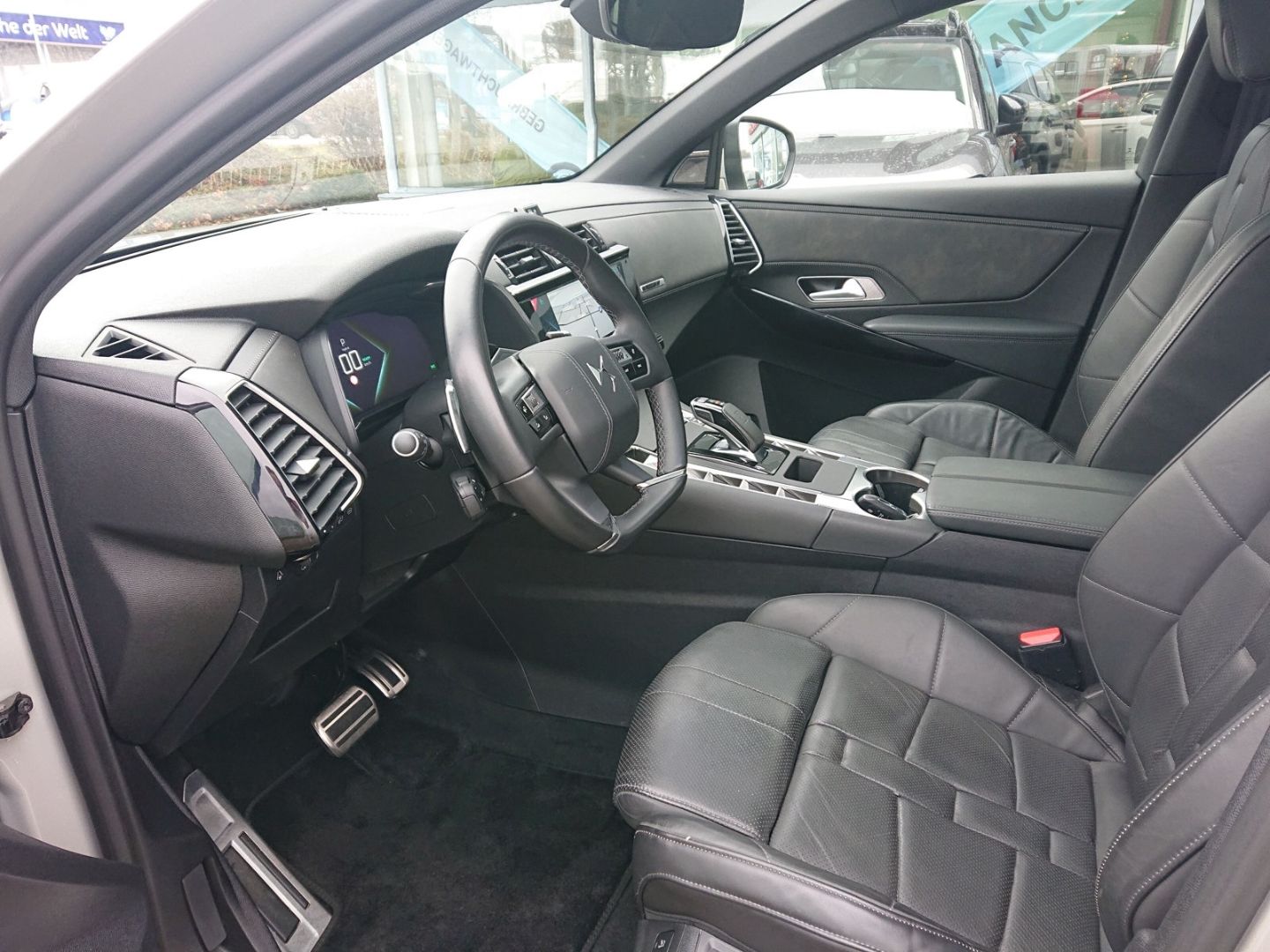DS Automobiles DS7 Crossback E-TENSE 4x4 LOUVRE Hifi Panodach N