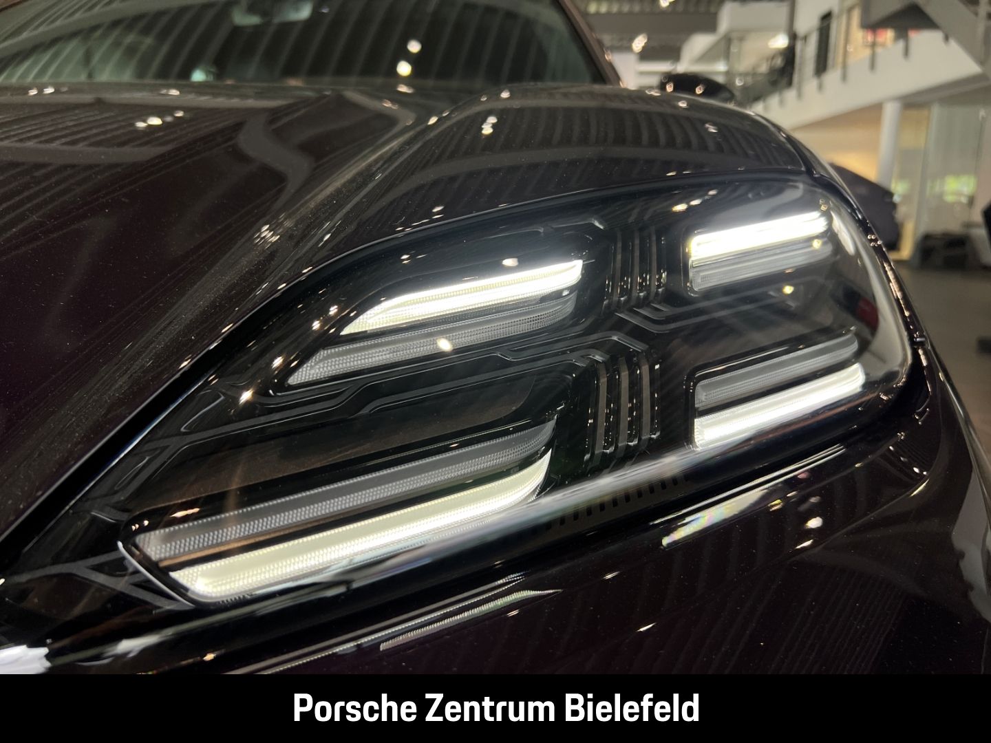 Porsche Macan Turbo BOSE Surround-View Abstandstempomat