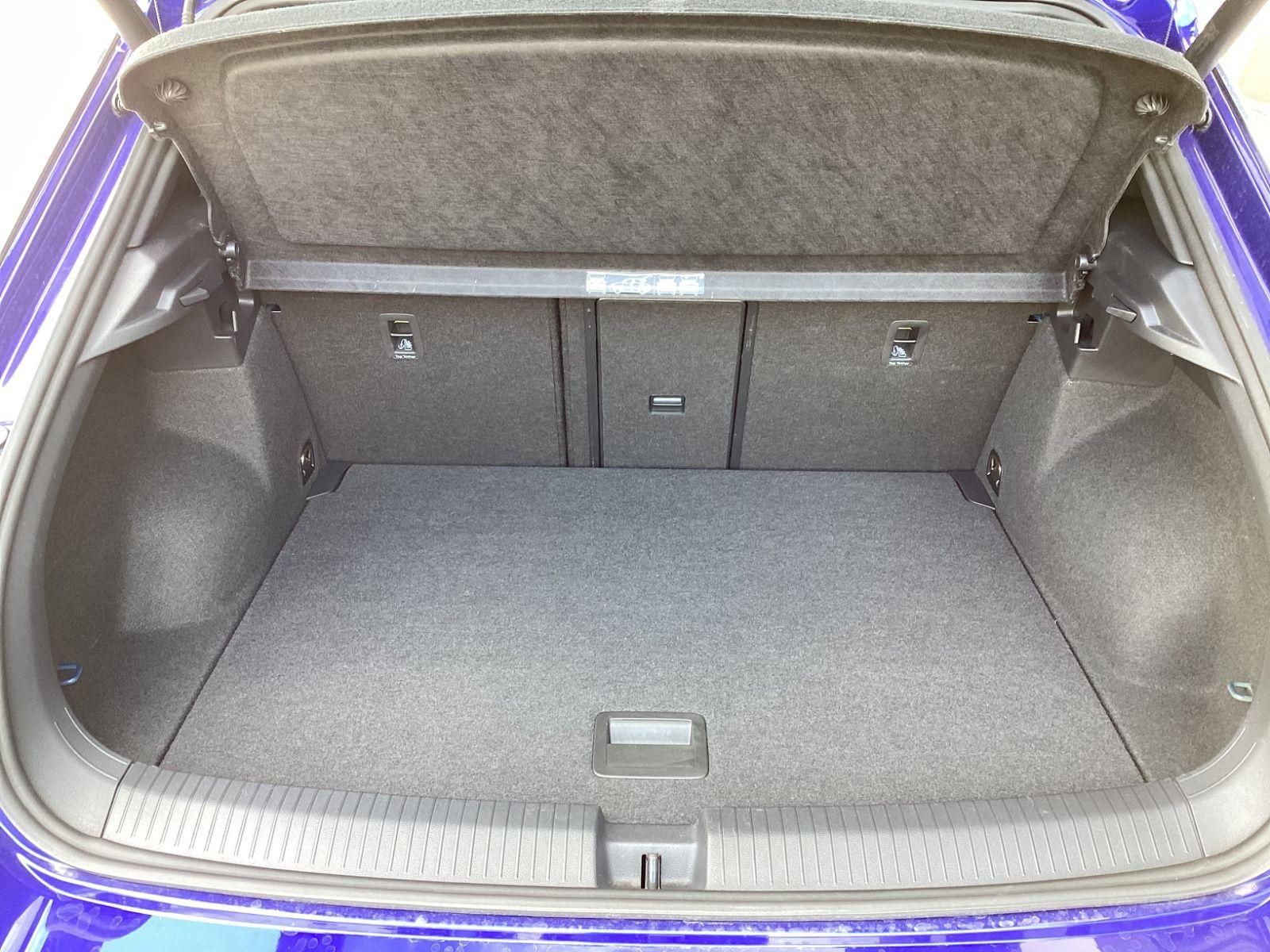 Volkswagen T-Roc R 4Motion DSG - Samsaru's Car Outlet