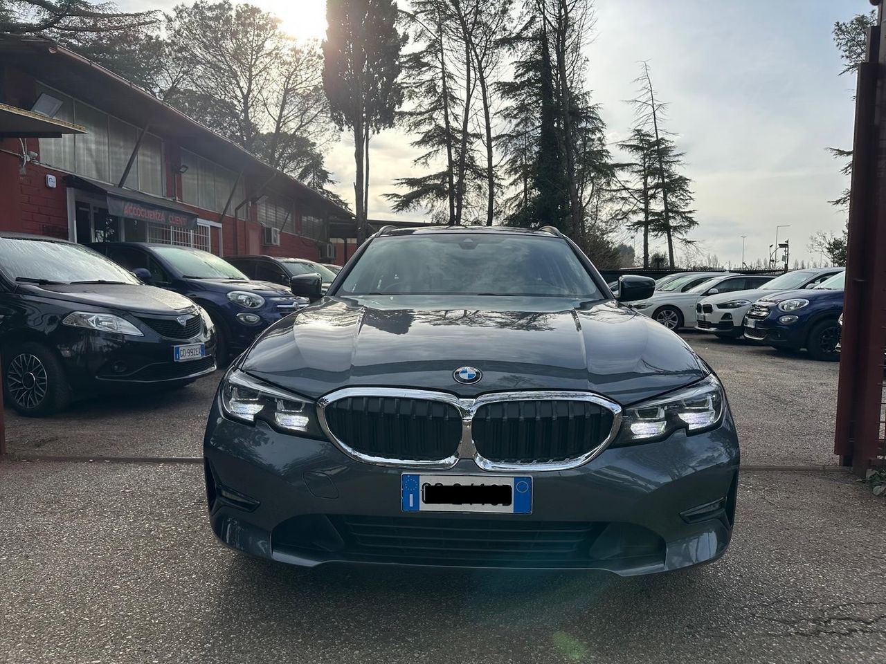 BMW 318 318d Touring Business Advantage - Samsaru's Car Outlet