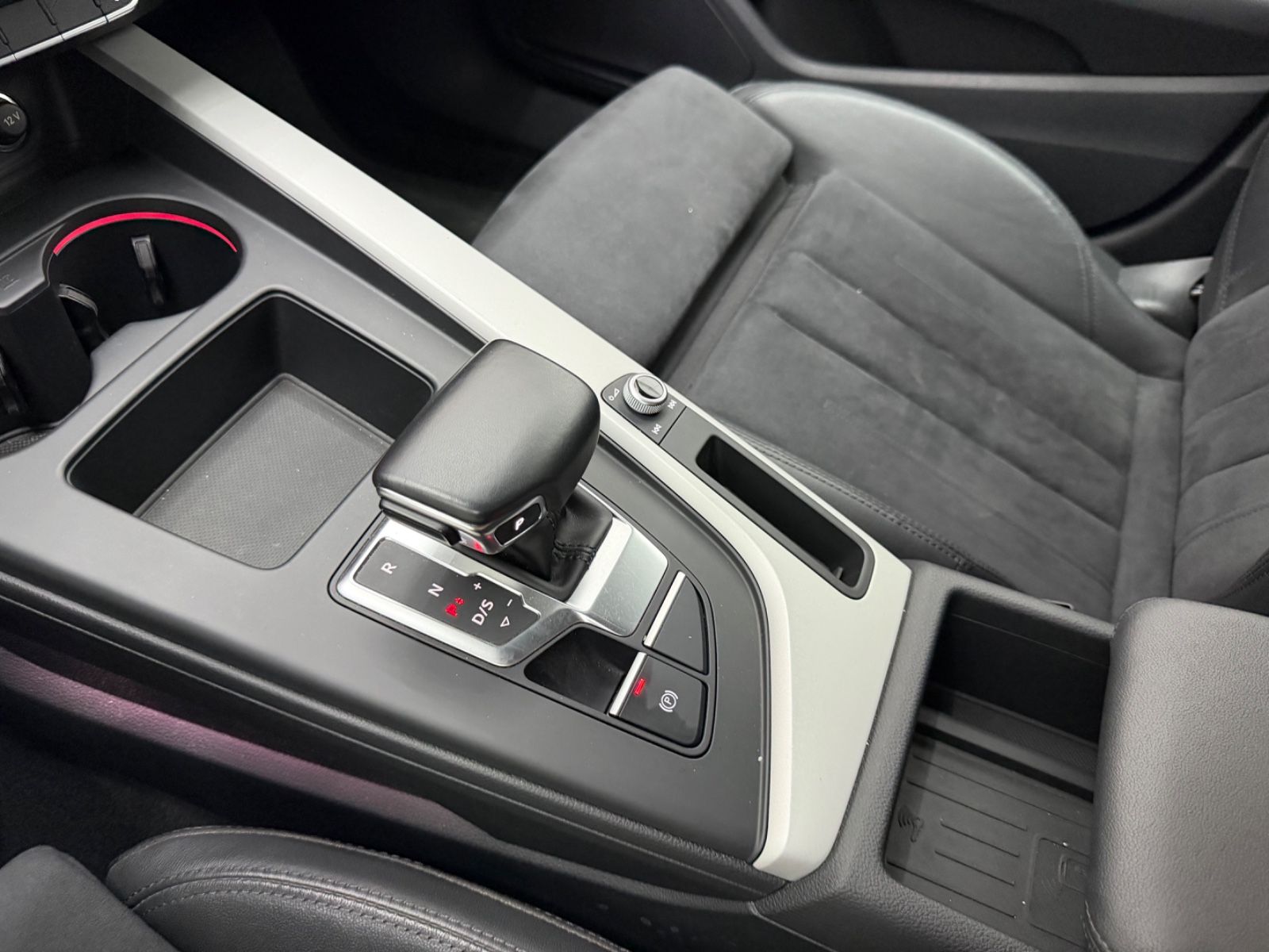 Audi A4 Avant 40 TDI quattro S line+ACC+LED+VIRTUAL+
