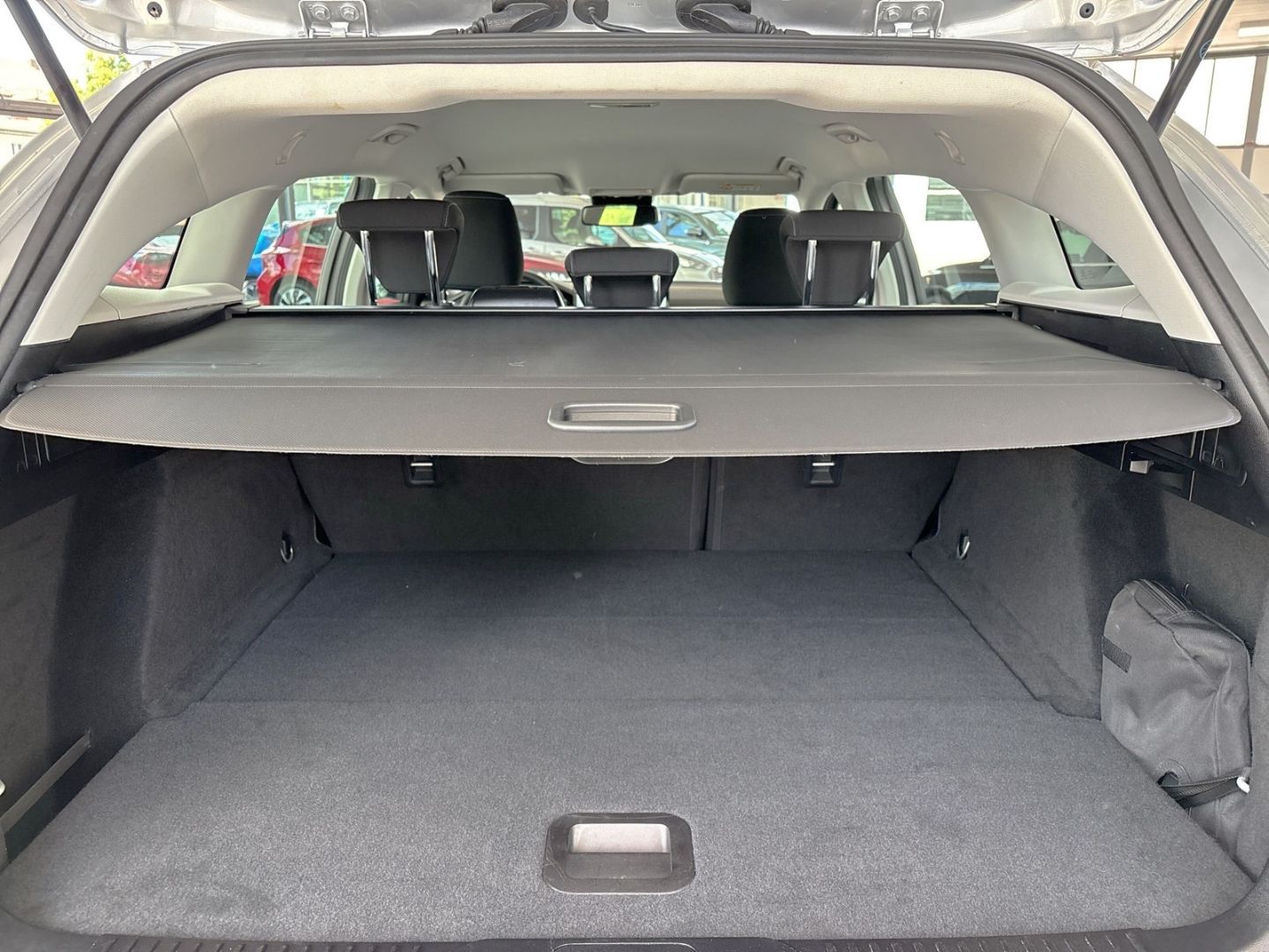 Ford Focus Turnier Active 1.0 EcoBoost MHEV Aut. AHK
