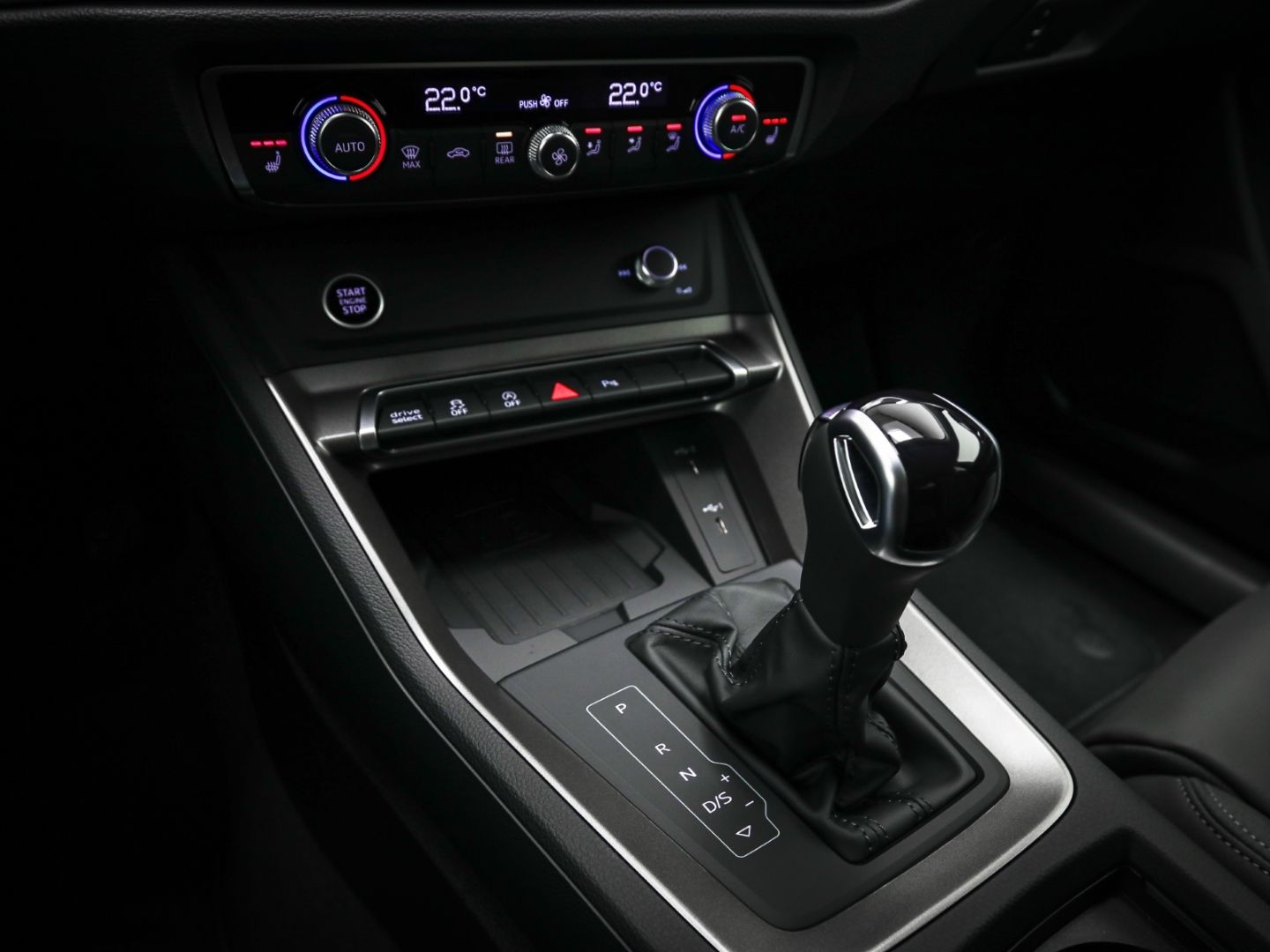 Audi Q3 advanced 40 TDI quattro - Samsaru's Car Outlet