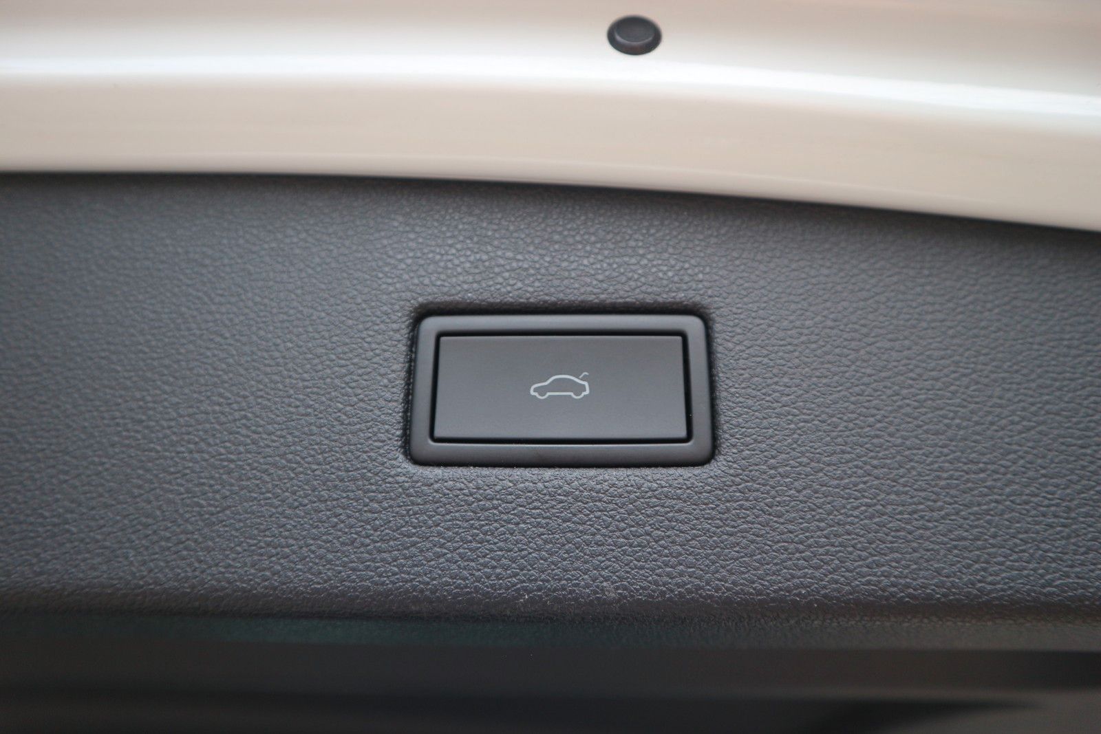 Seat Tarraco FR 4Drive *1.HD/7-SITZER/ACC/PANO/AHK*