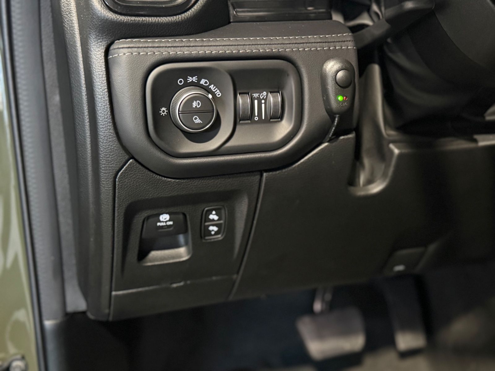 Dodge RAM 1500 5.7 LIMITED/NIGHT/VIRTUAL/FACELIFT/19%/