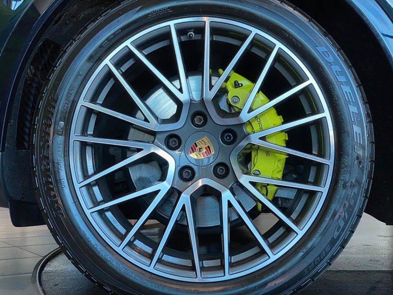 Porsche Cayenne Coupé Chrono PDLS+ PASM AHK ACC Sportabg