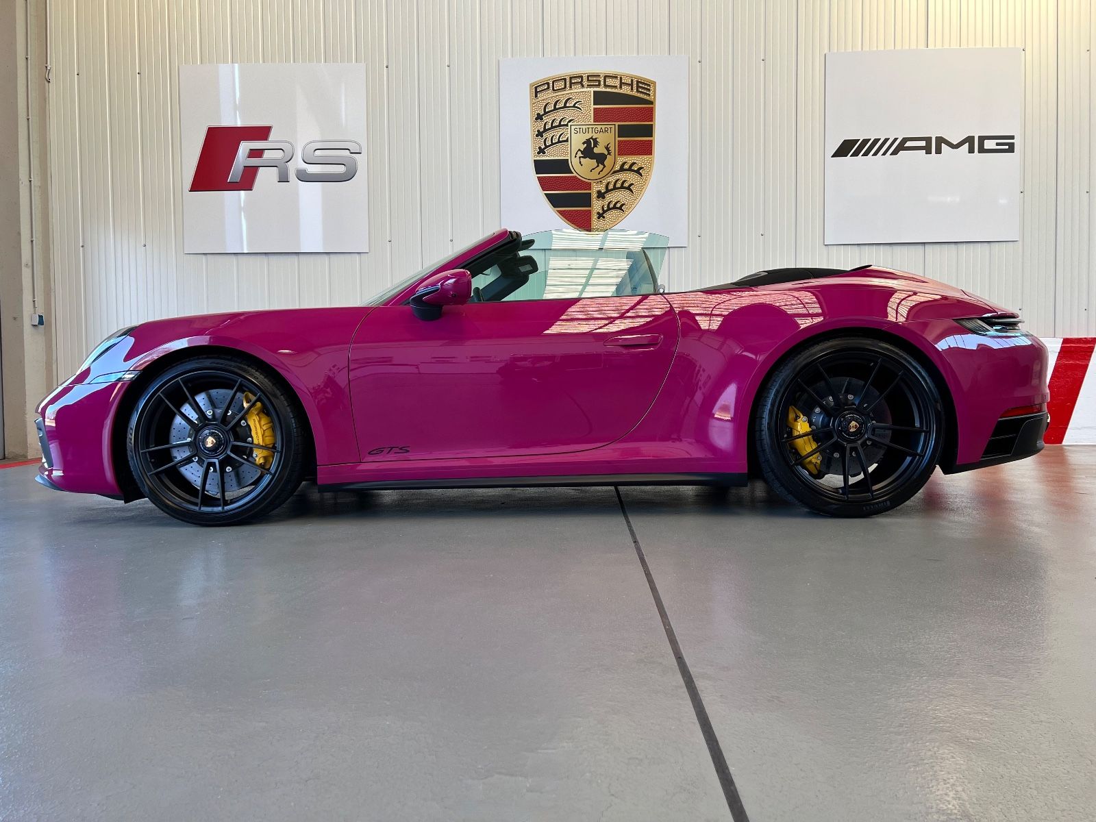 Porsche 992.1  4 GTS CABRIO PTS  LIFT HAL PCCB ExcManu