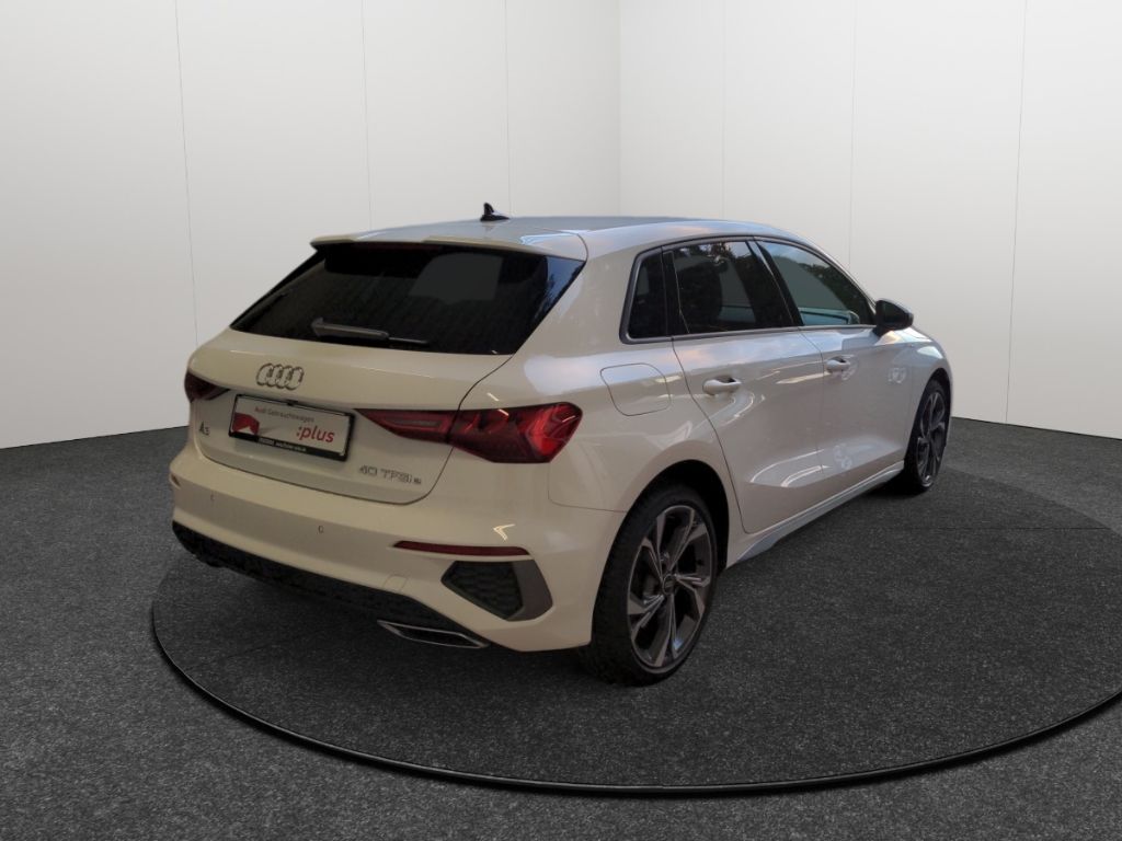 Audi A3 Sportback 40TFSIe S tronic S line LED Navi SH