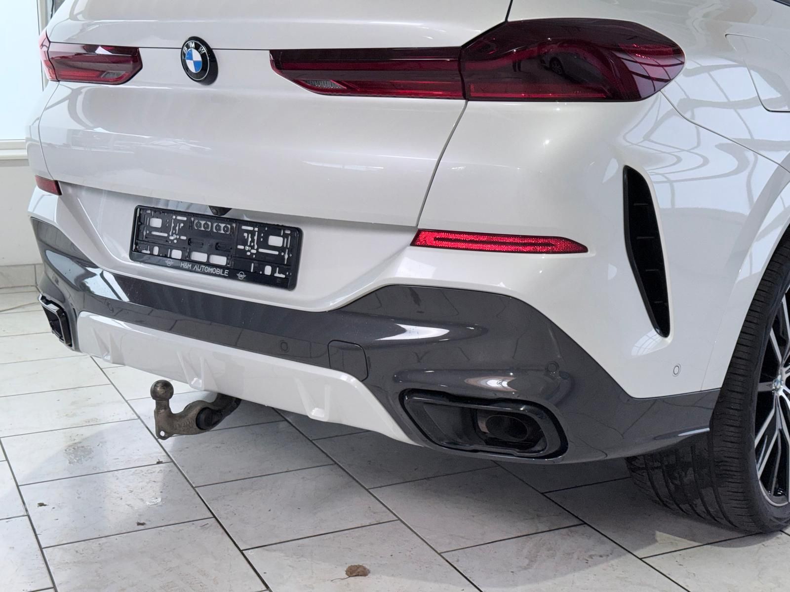 BMW X6 40d xDrive-M Sport/Sky/AHK/360/HUD/B&W/Iconic