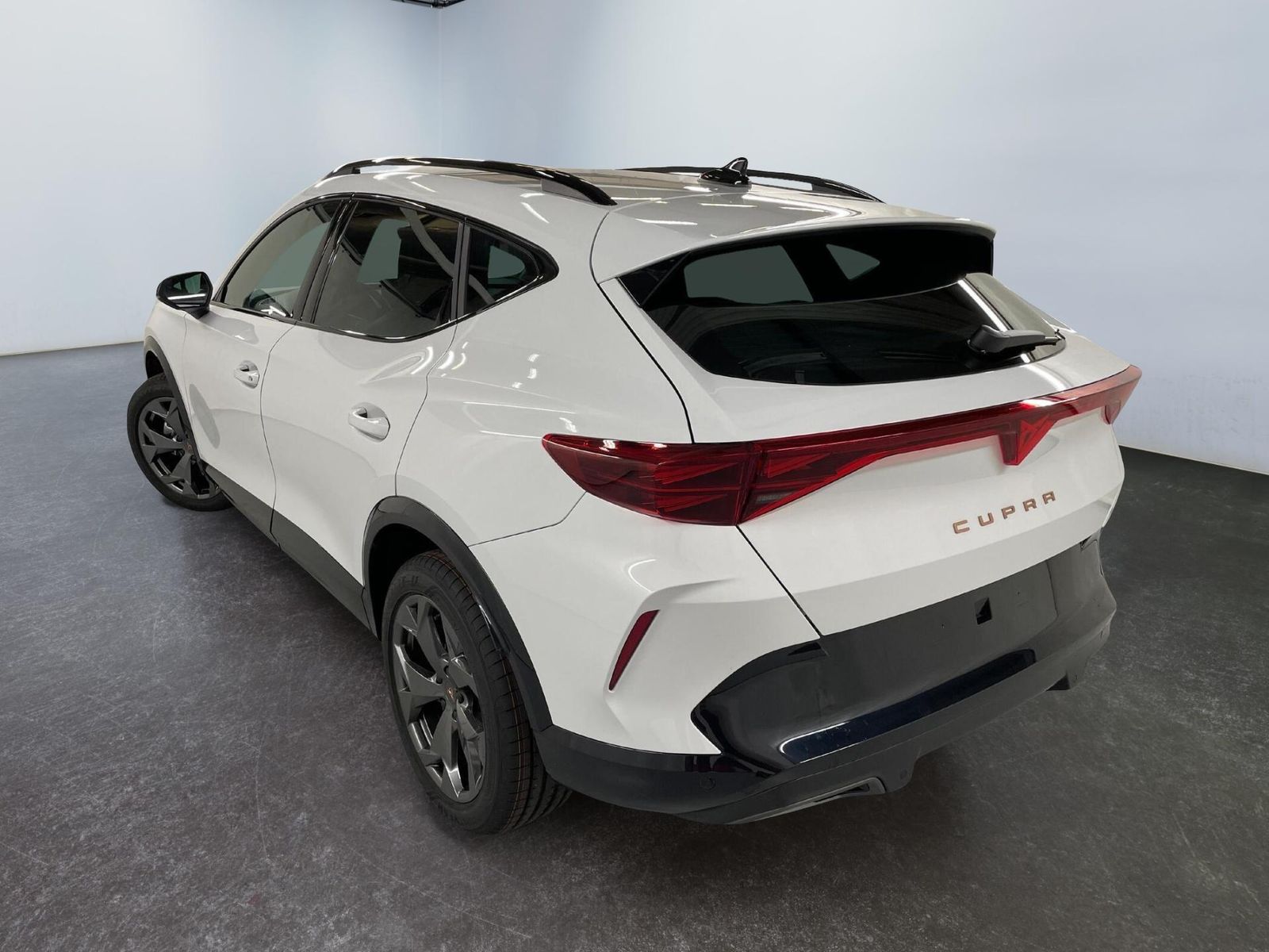 Cupra Formentor 1.5 eTSI - Samsaru's Car Outlet