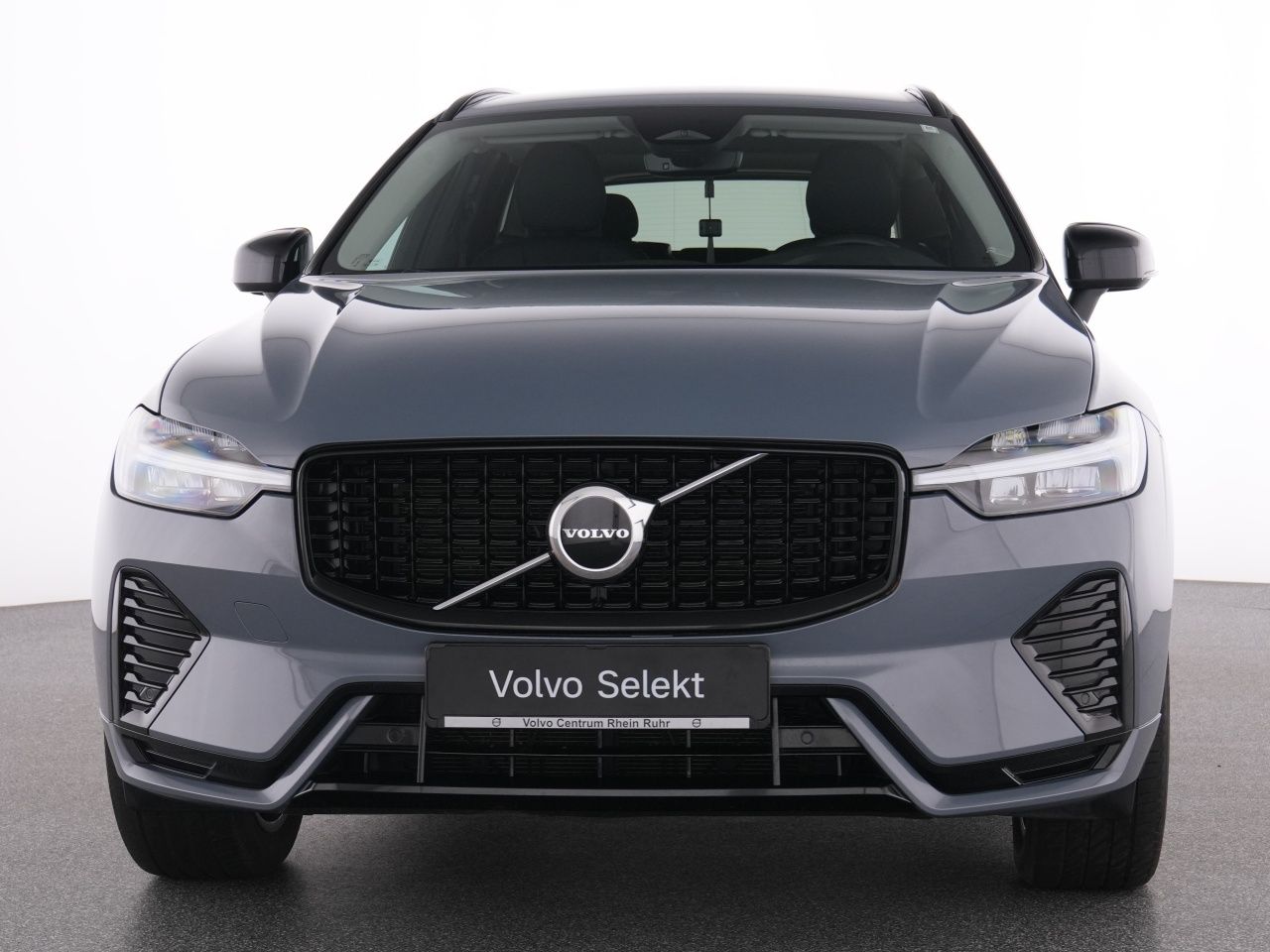 Volvo XC60 B4 Plus Dark+WINTERPAK+MEMORY+LM20+RFK+DAB+
