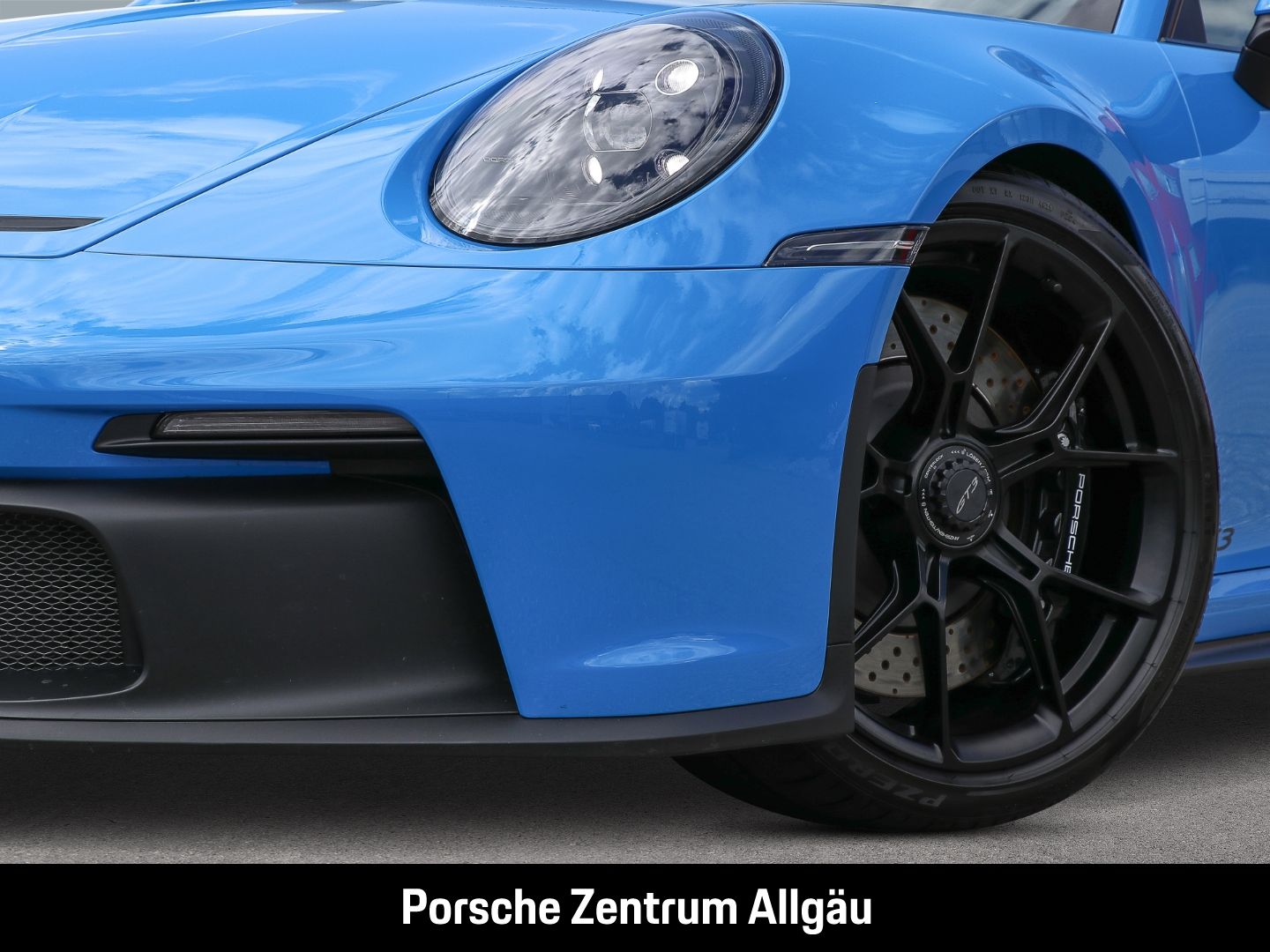 Porsche 992 911 GT3 - Samsaru's Car Outlet