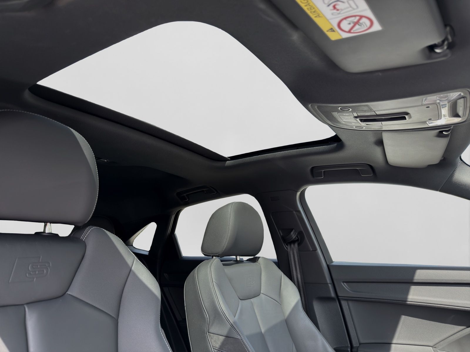 Audi Q3 Sportback 40 TFSI Q 2x S LINE - Samsaru's Car Outlet