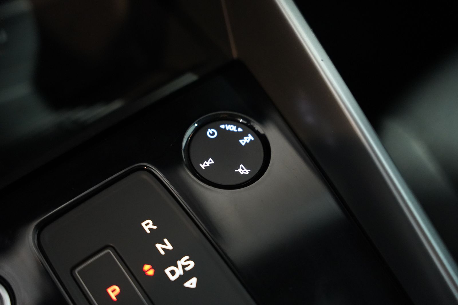 Audi A3 30 TFSI Sportback advanced S-Tr. 1.H *Virtual