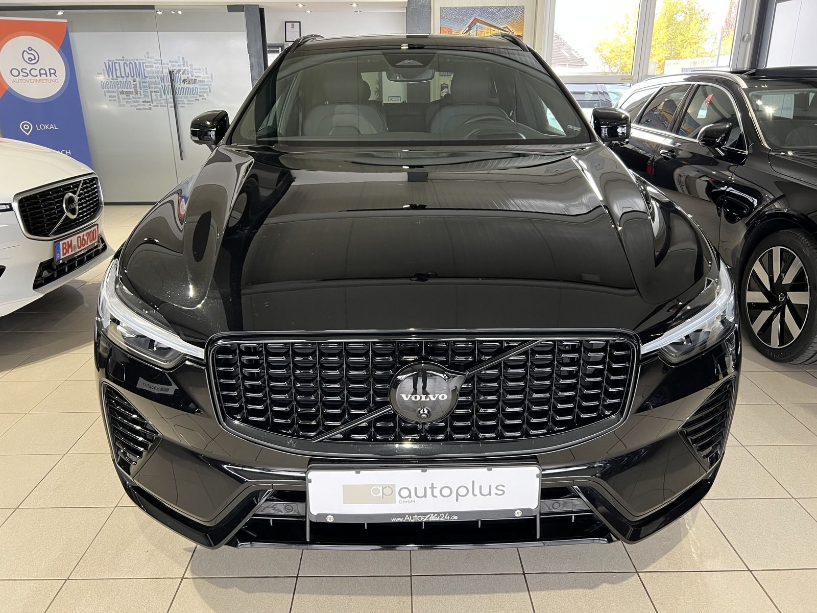 Volvo XC60 T6 Ultra Black Edition Recharge AWD AHK 360