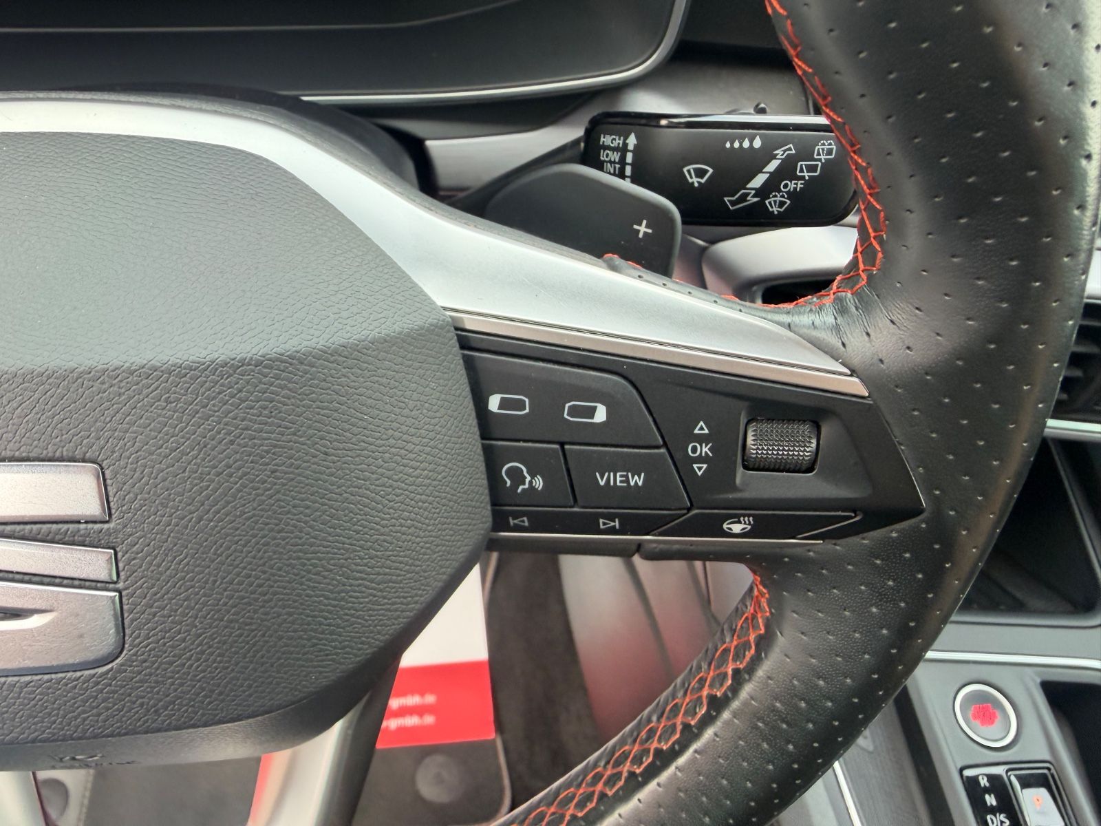 Seat Leon Sportstourer FR*e-Hybrid*LED*Kam*Navi*Aut*
