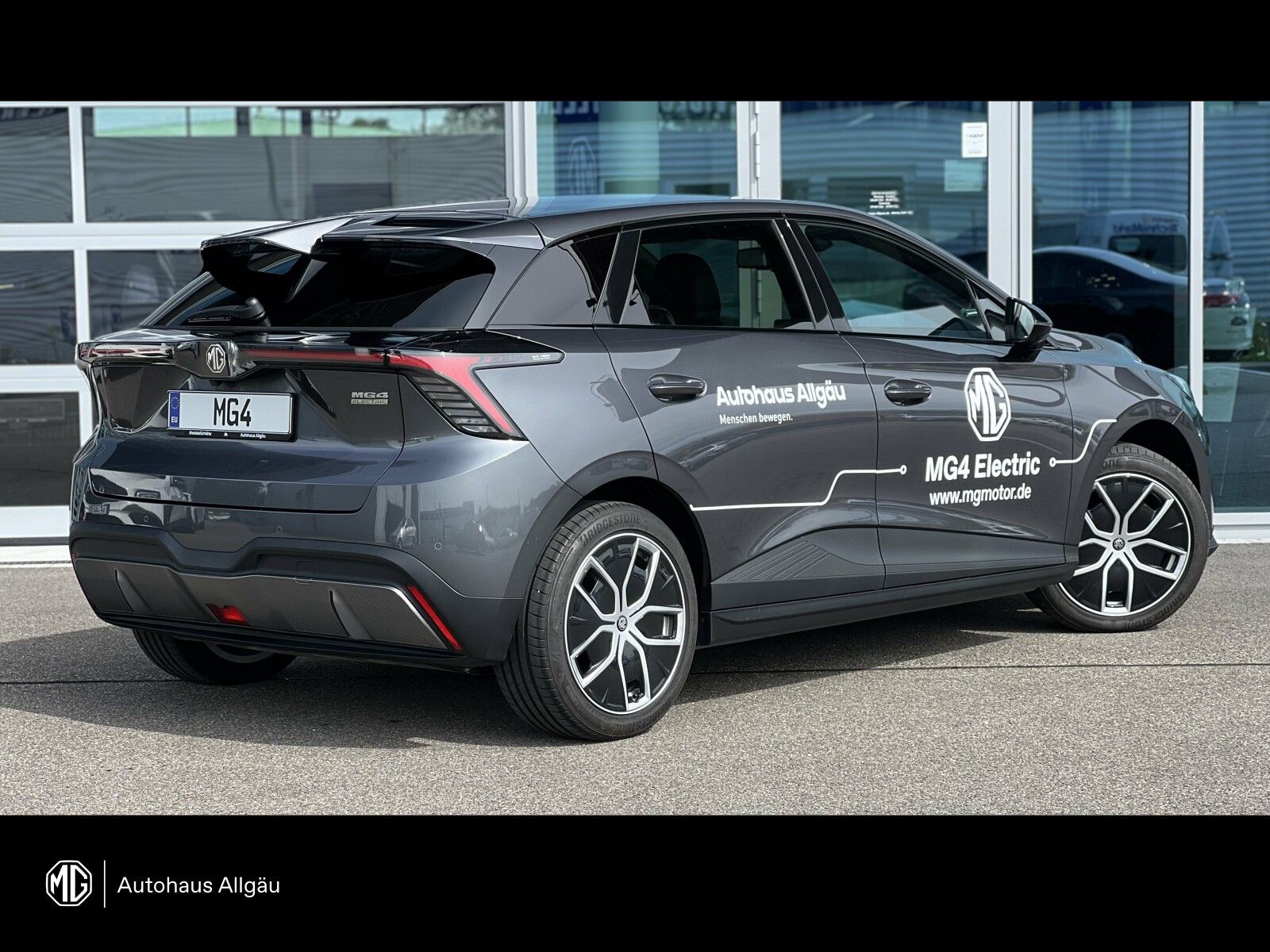 MG4 Luxury 64 kW LED+360°Kam+ACC+Klim+CarPlay+SH