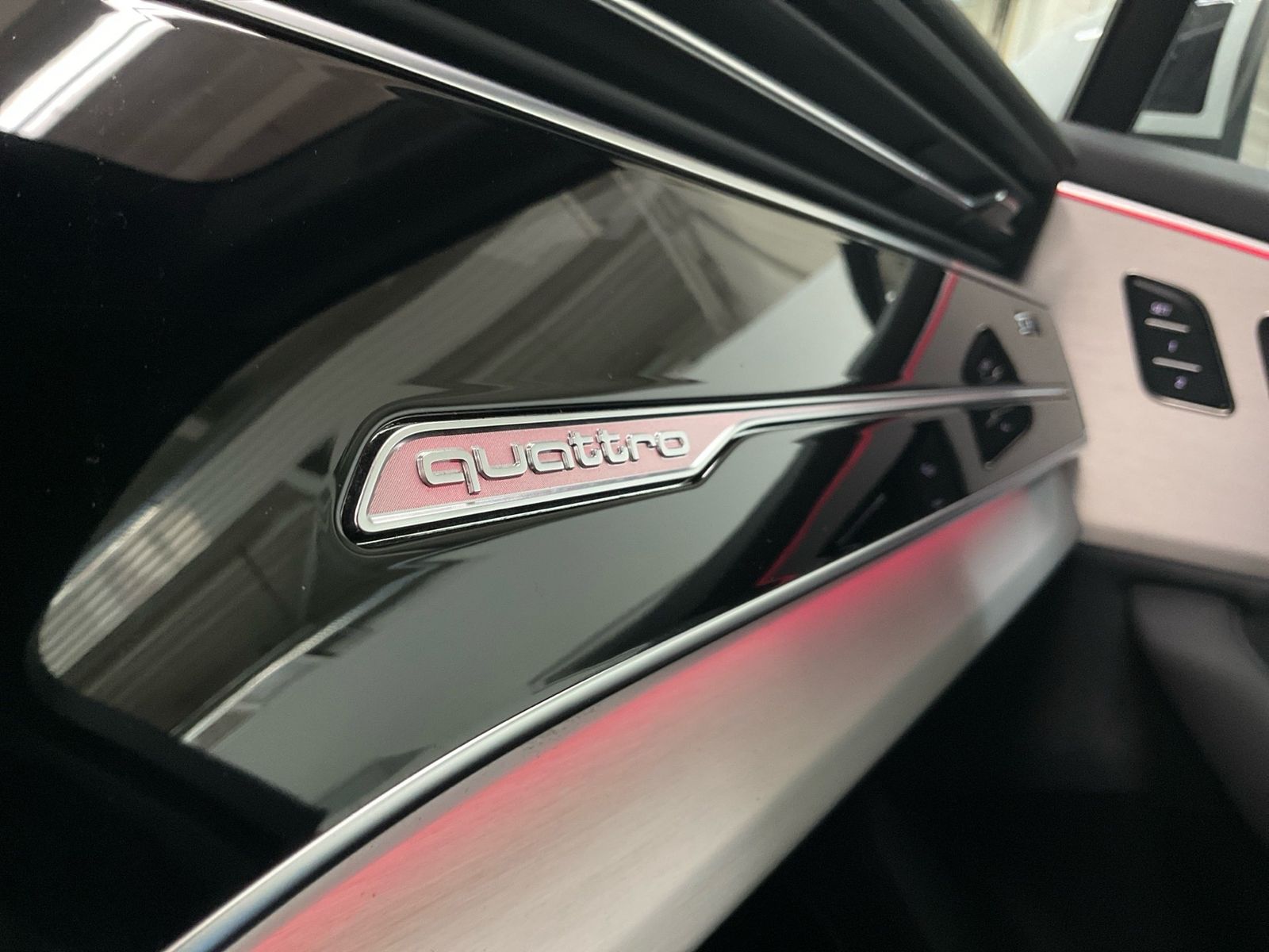 Audi Q7 S-LINE BLACK 50 TDI 286PS NP.111T KAMERA.NAVI