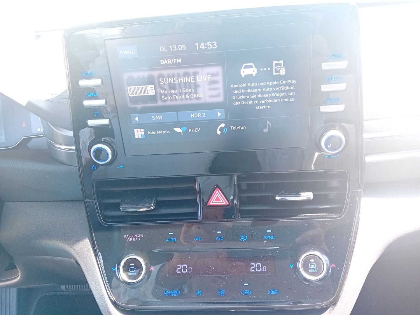 Hyundai IONIQ Plug In Hybrid PHEV Trend - Samsaru's Car Outlet