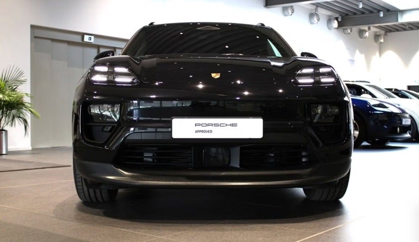 Porsche Macan Electric BOSE*AHK*L-HEIZBAR