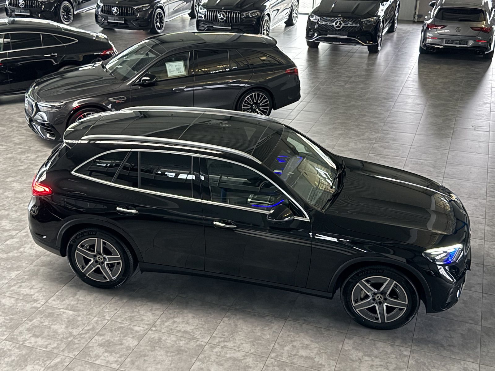 Mercedes-Benz GLC 300 4M AMG PREMIUM STANDHEIZUNG - DISTRONIC!