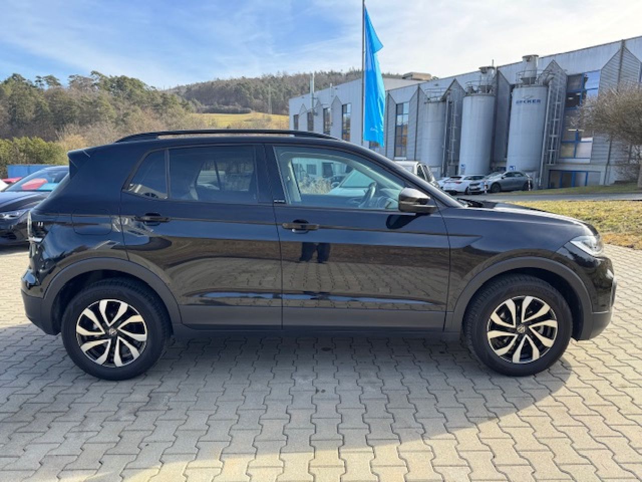 Volkswagen T-Cross Active 1.0 TSI - Samsaru's Car Outlet