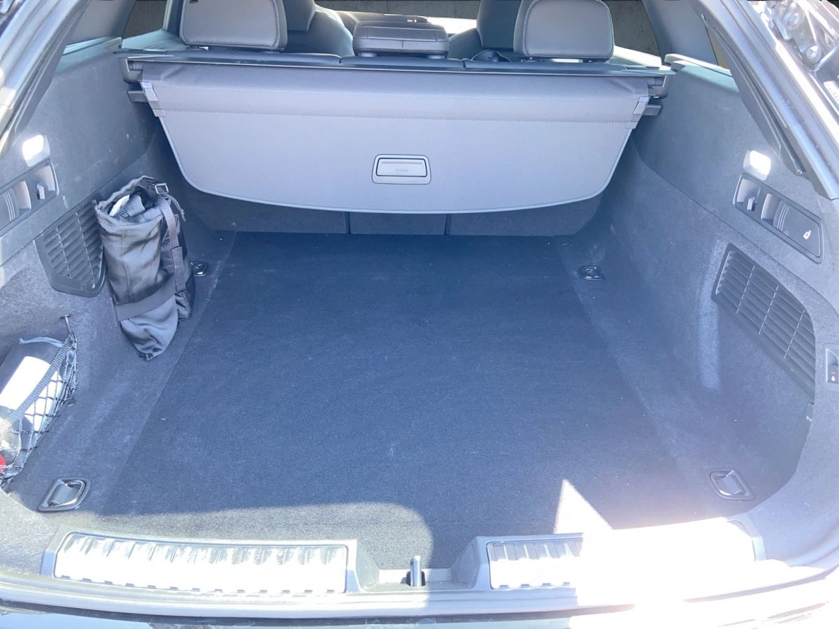 Audi A5 Avant TDI qu S tr S-line HUD Matrix 20 AHK