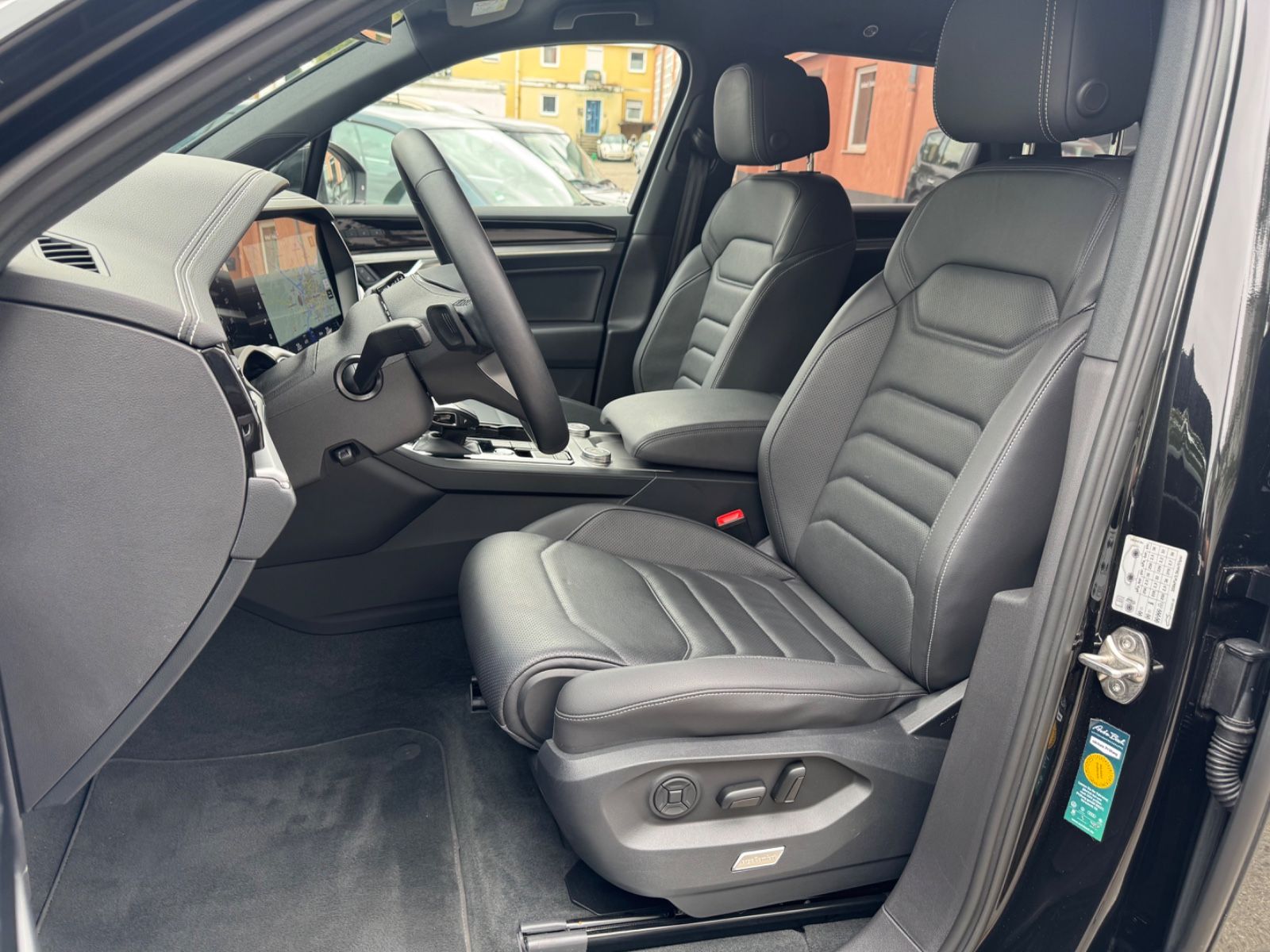 Volkswagen Touareg 3.0TSI/4M/Luft/Inno/Fahr-Ass+/360°/20"