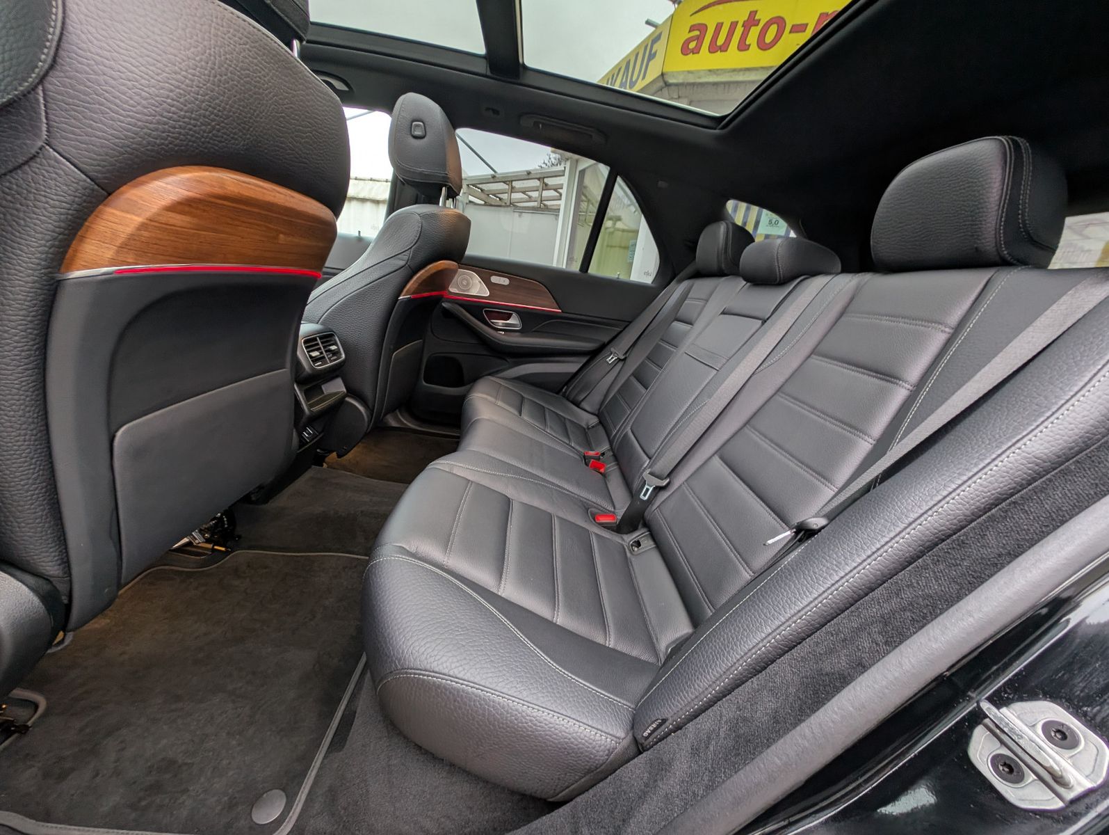 Mercedes-Benz GLE 350e4Matic*1Hd*Dis+*AHK*360°PANO*JungeSterne